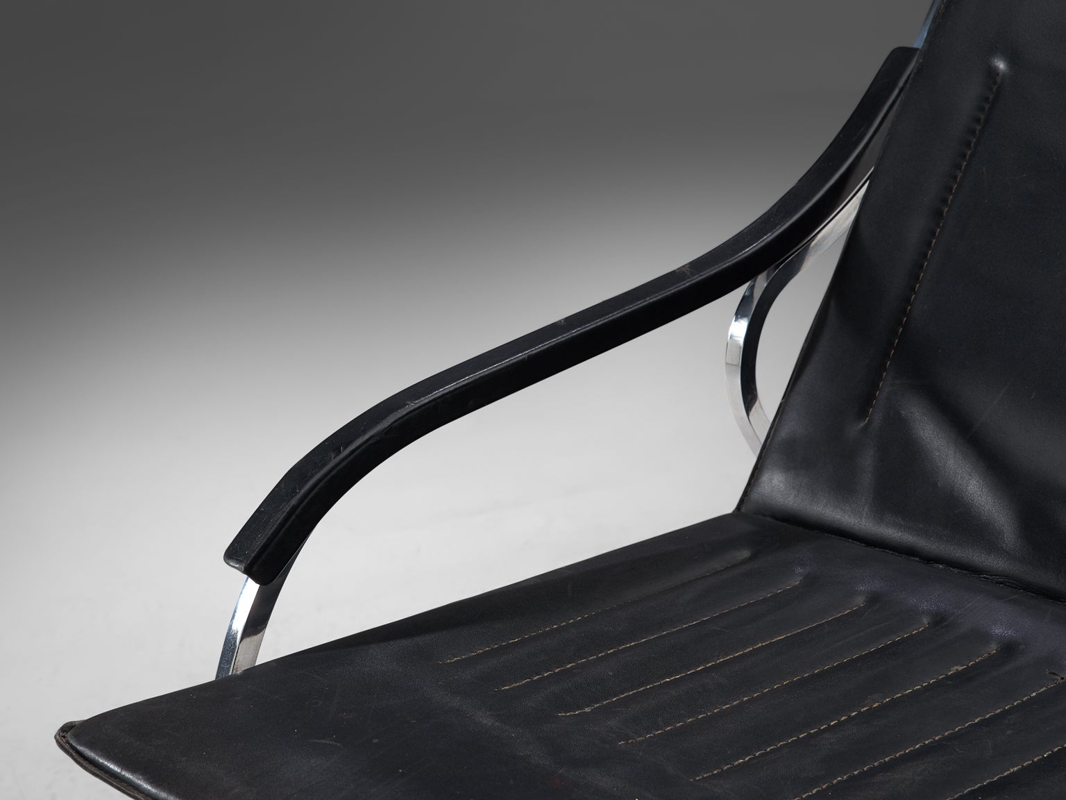 Marco Zanuso for Arflex 'Fourline' Chair in Black Leather seating Morentz