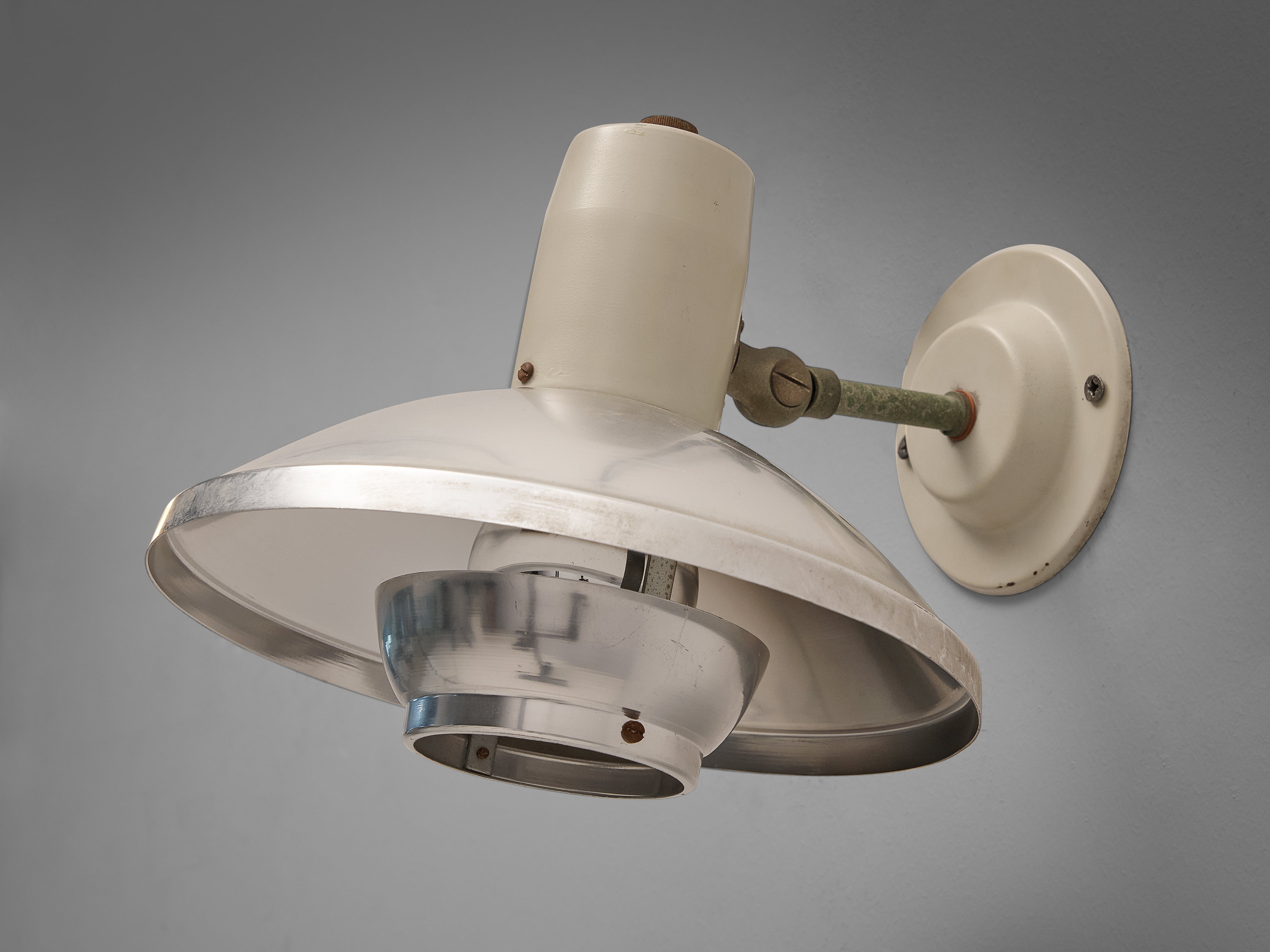 Wall Light with Metal Shade lighting Morentz