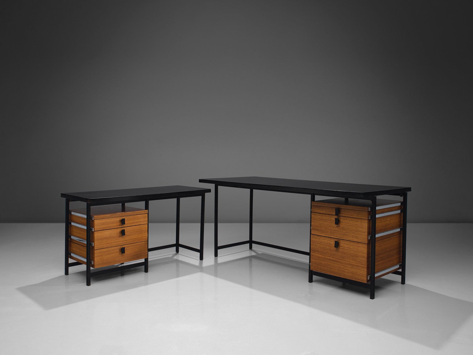 Jules Wabbes Early Versatile Free-Standing Corner Desk in Wengé tables Morentz