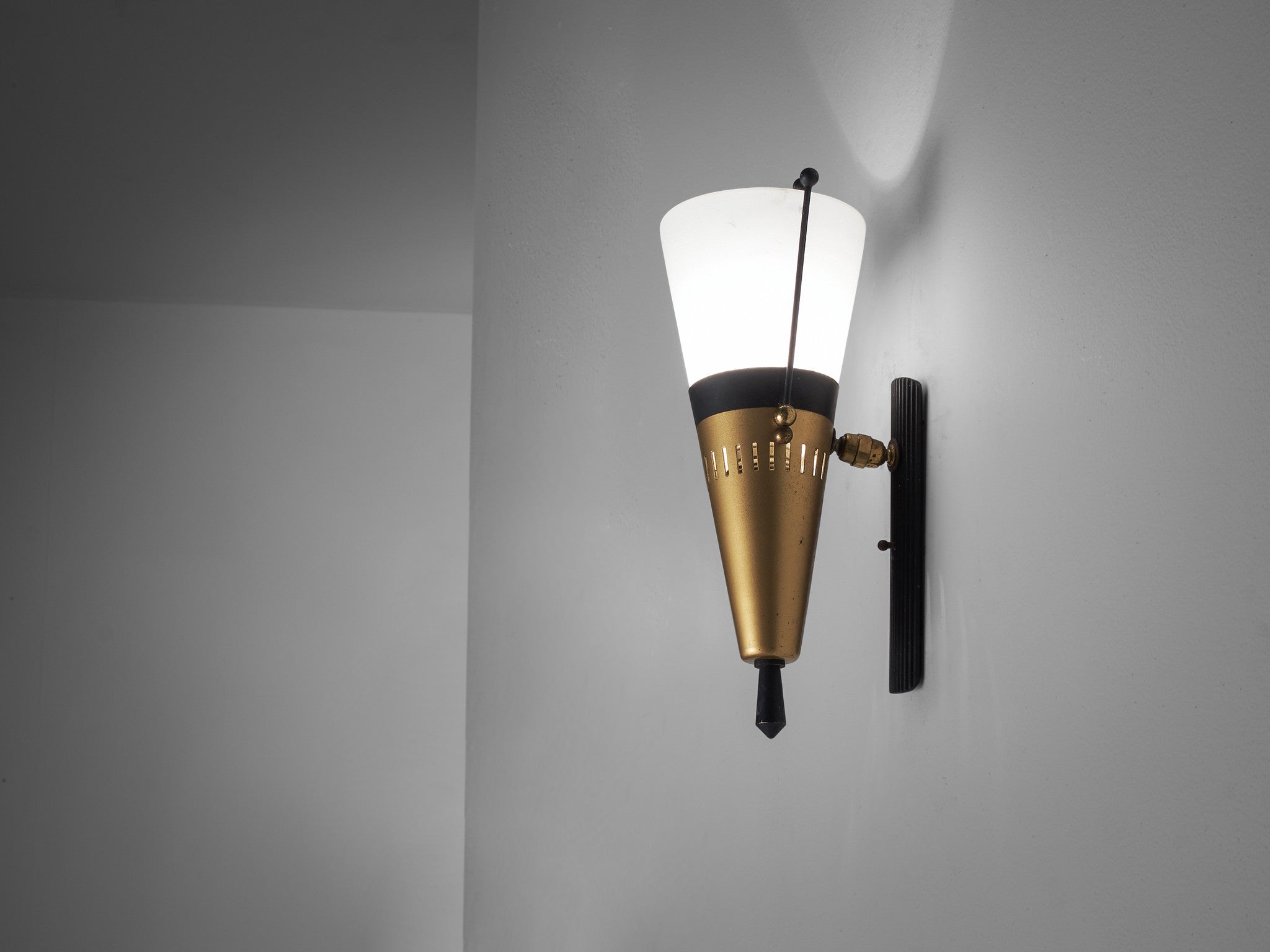 Italian Mid-Century Wall Light in Brass and White Glass lighting Morentz