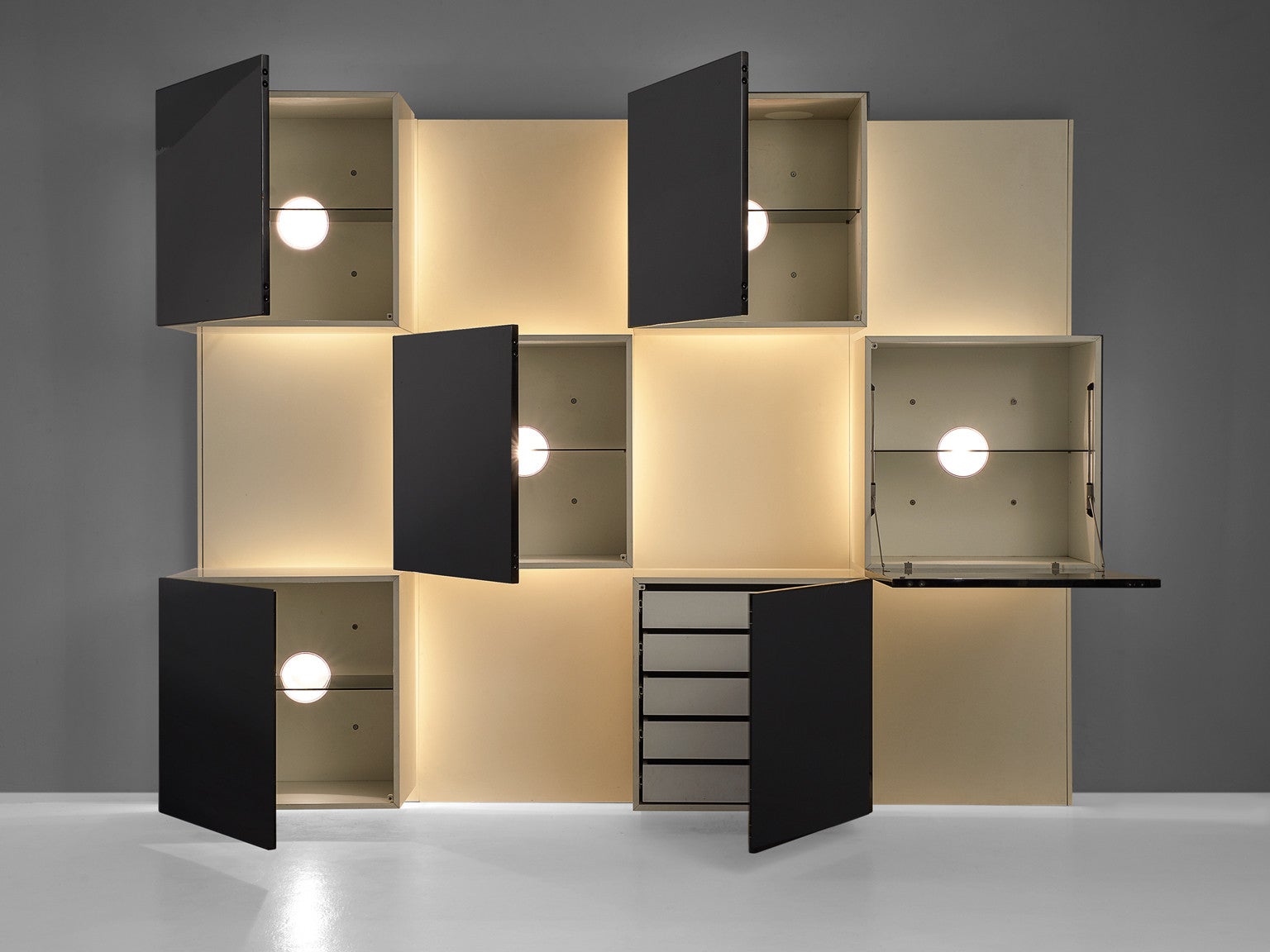 Roberto Monsani for Acerbis Illuminated Wall Unit case pieces and storage cabinets Morentz