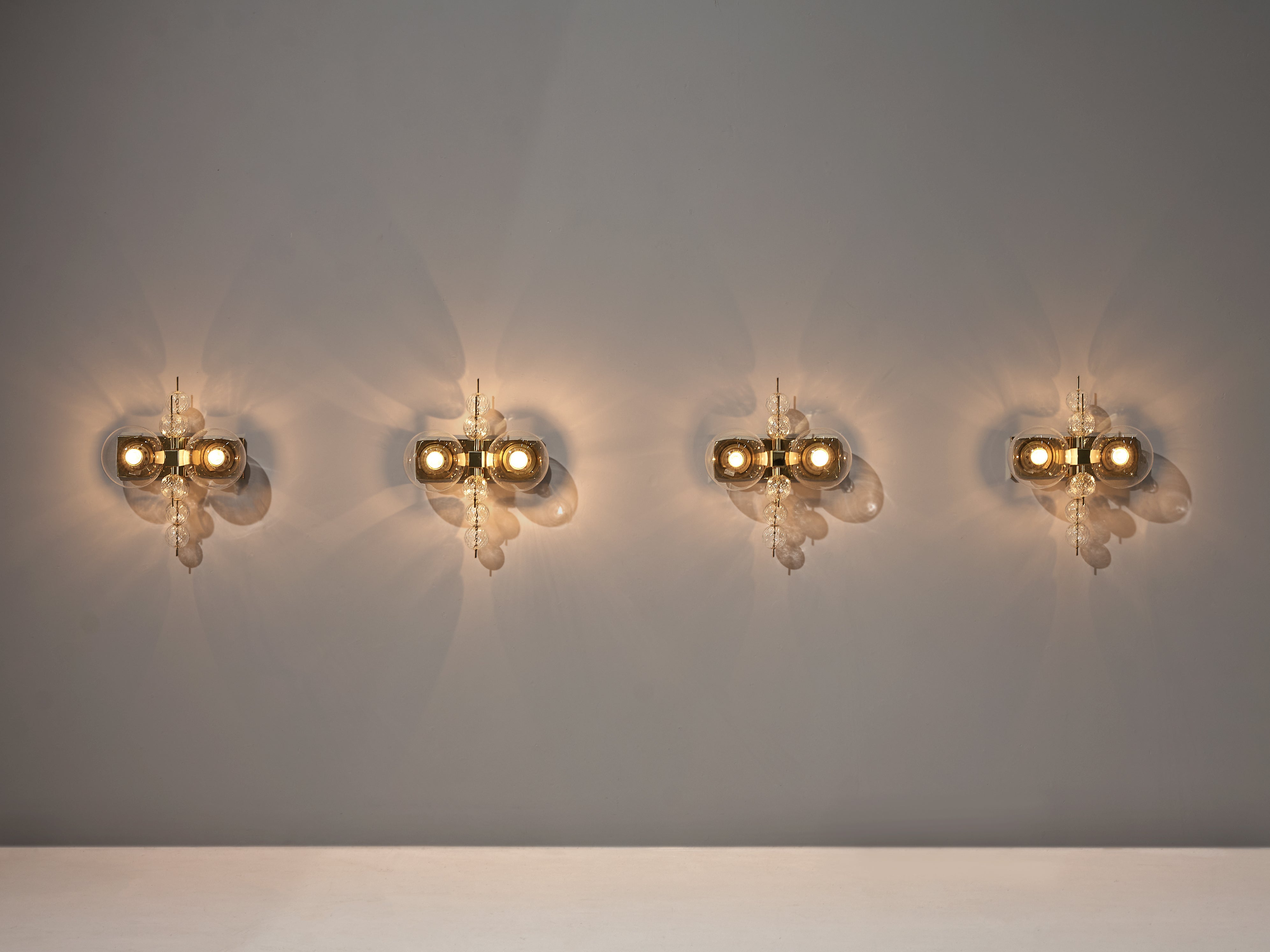 Wall Lights in Brass and Glass lighting Morentz