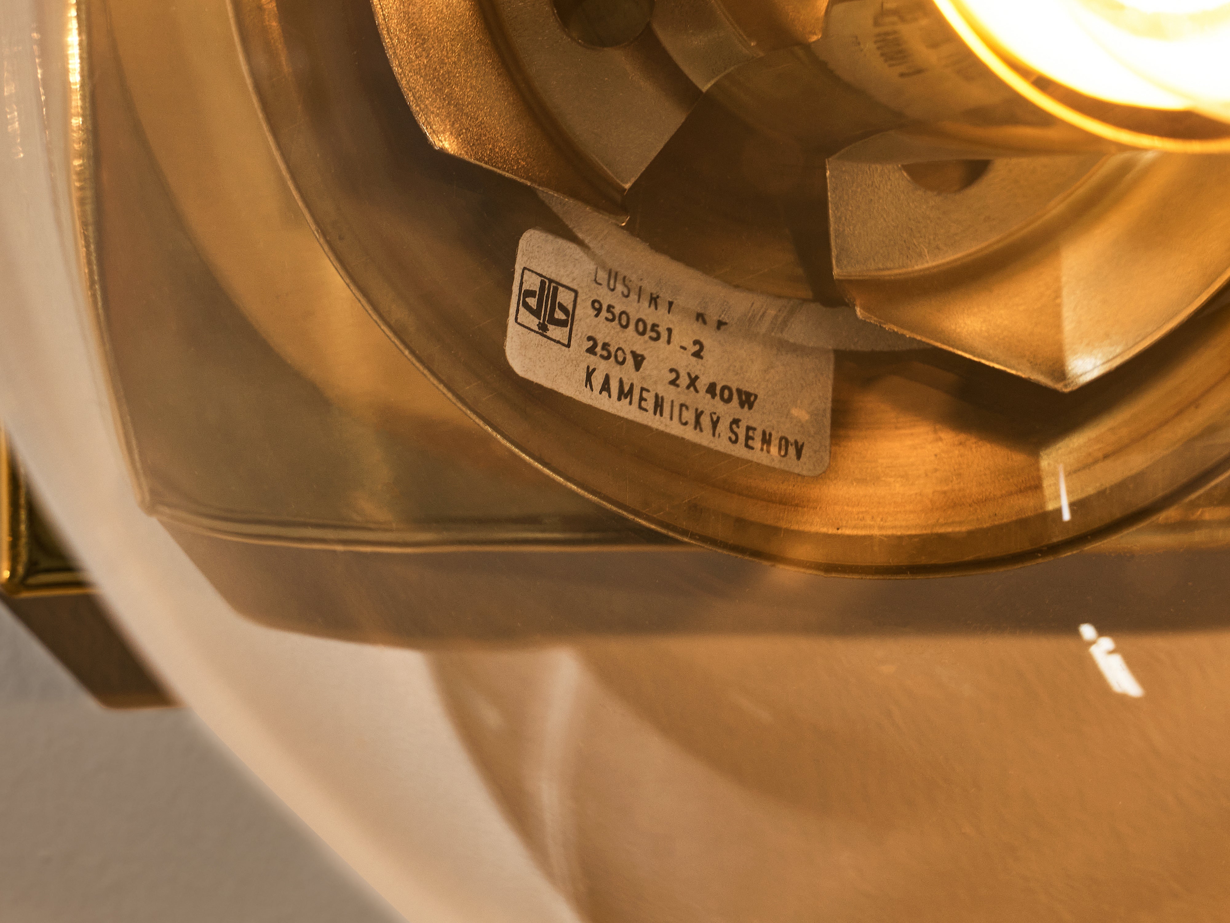 Wall Lights in Brass and Glass lighting Morentz