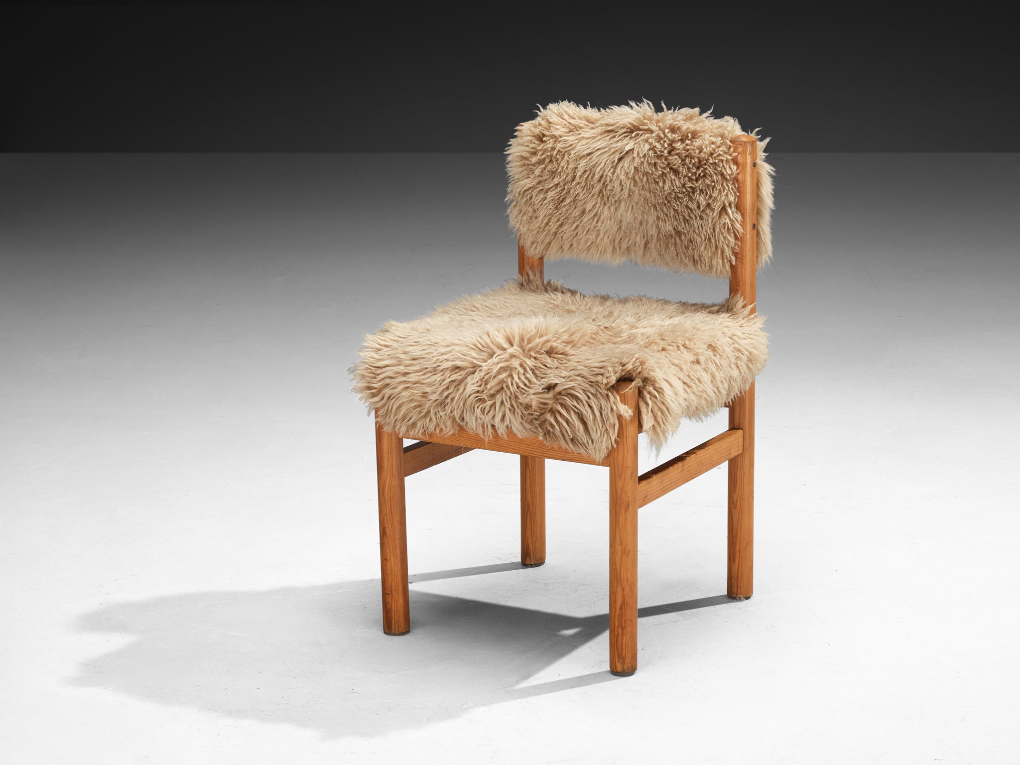 Dining Chairs in Pine and Sheepskin Seating Morentz