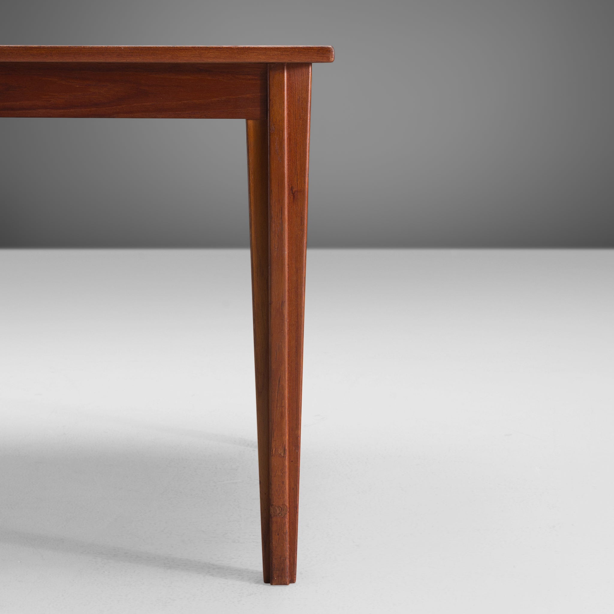 Sleek Danish Dining Table with Rectangular Top in Teak tables Morentz