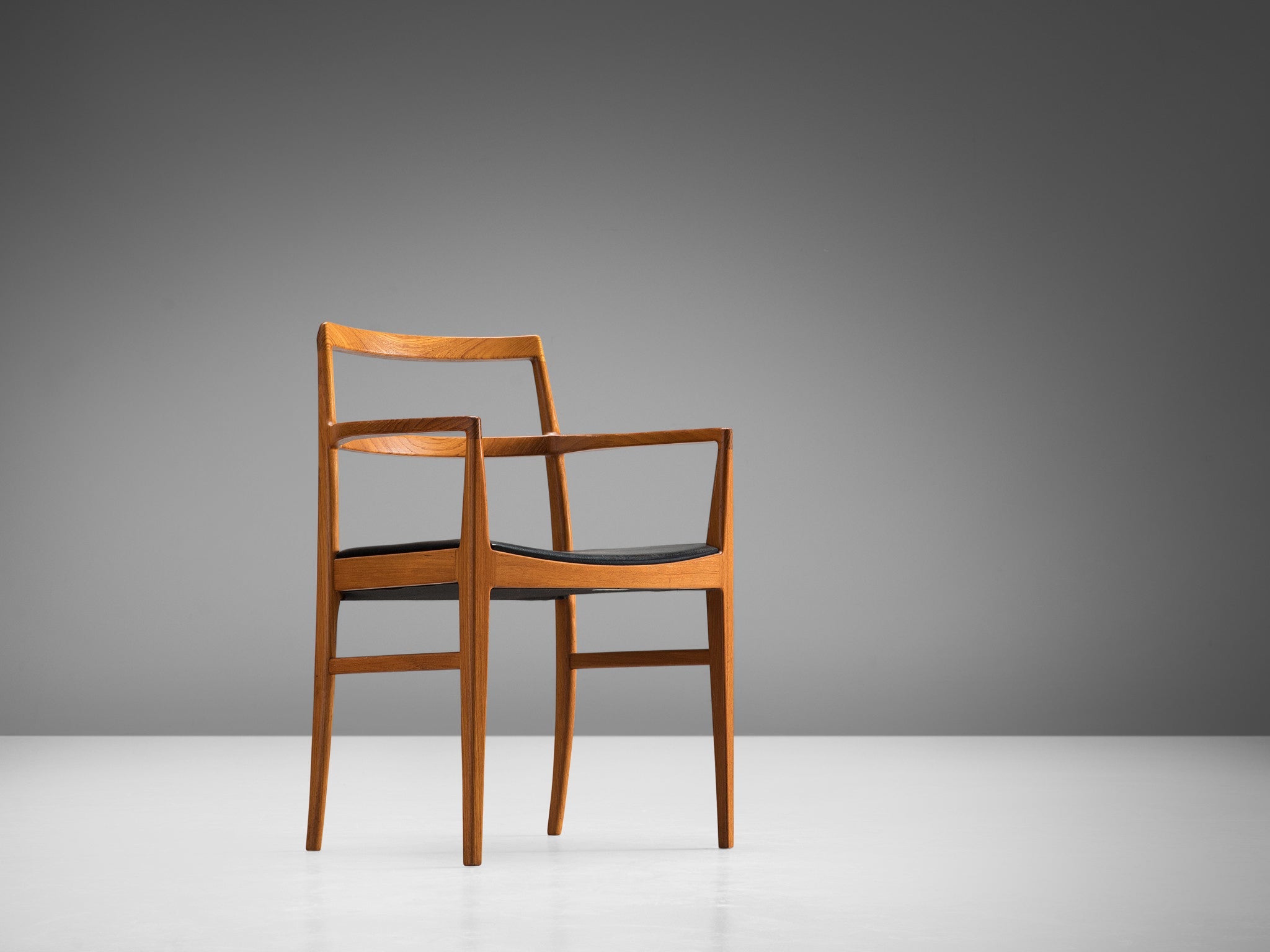 Arne Vodder for Sibast Møbler Armchair in Teak and Leather seating Morentz