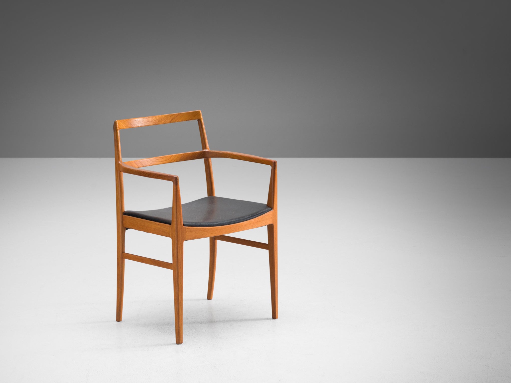 Arne Vodder for Sibast Møbler Armchair in Teak and Leather seating Morentz