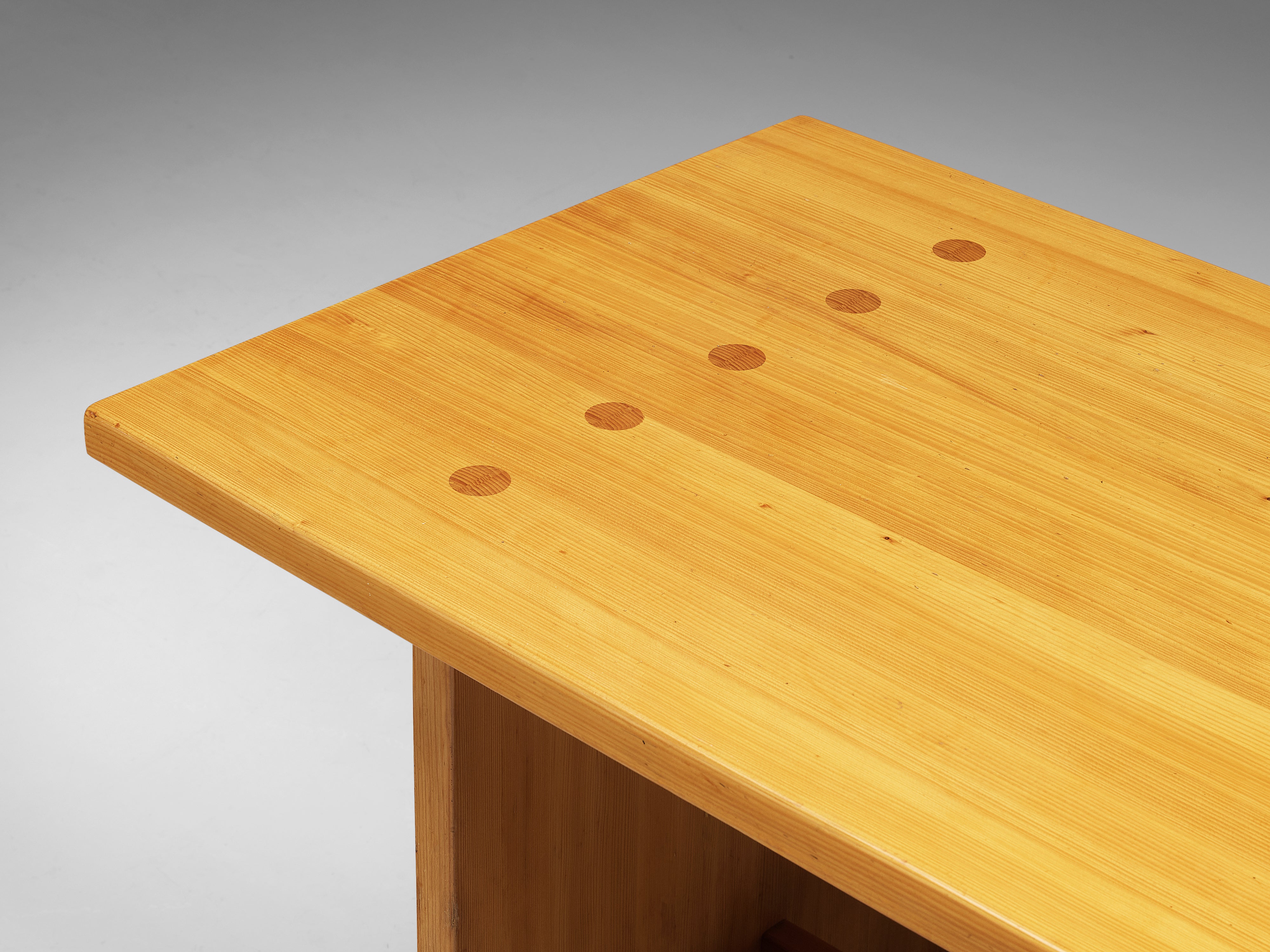 Jacob Kielland-Brandt Dining Table in Solid Pine Tables Morentz