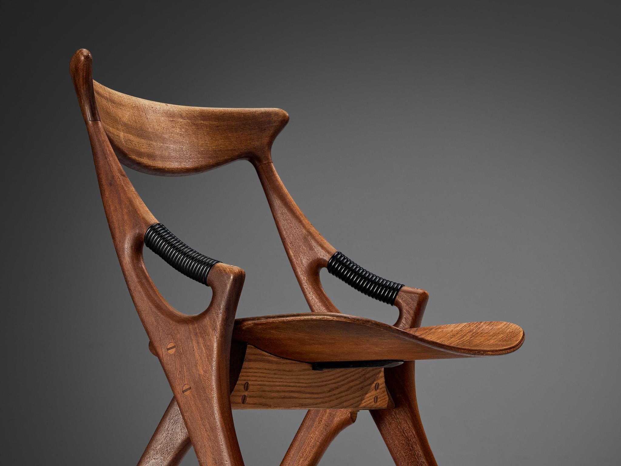 Arne Hovmand-Olsen for Mogens Kold Chair in Mahogany seating Morentz