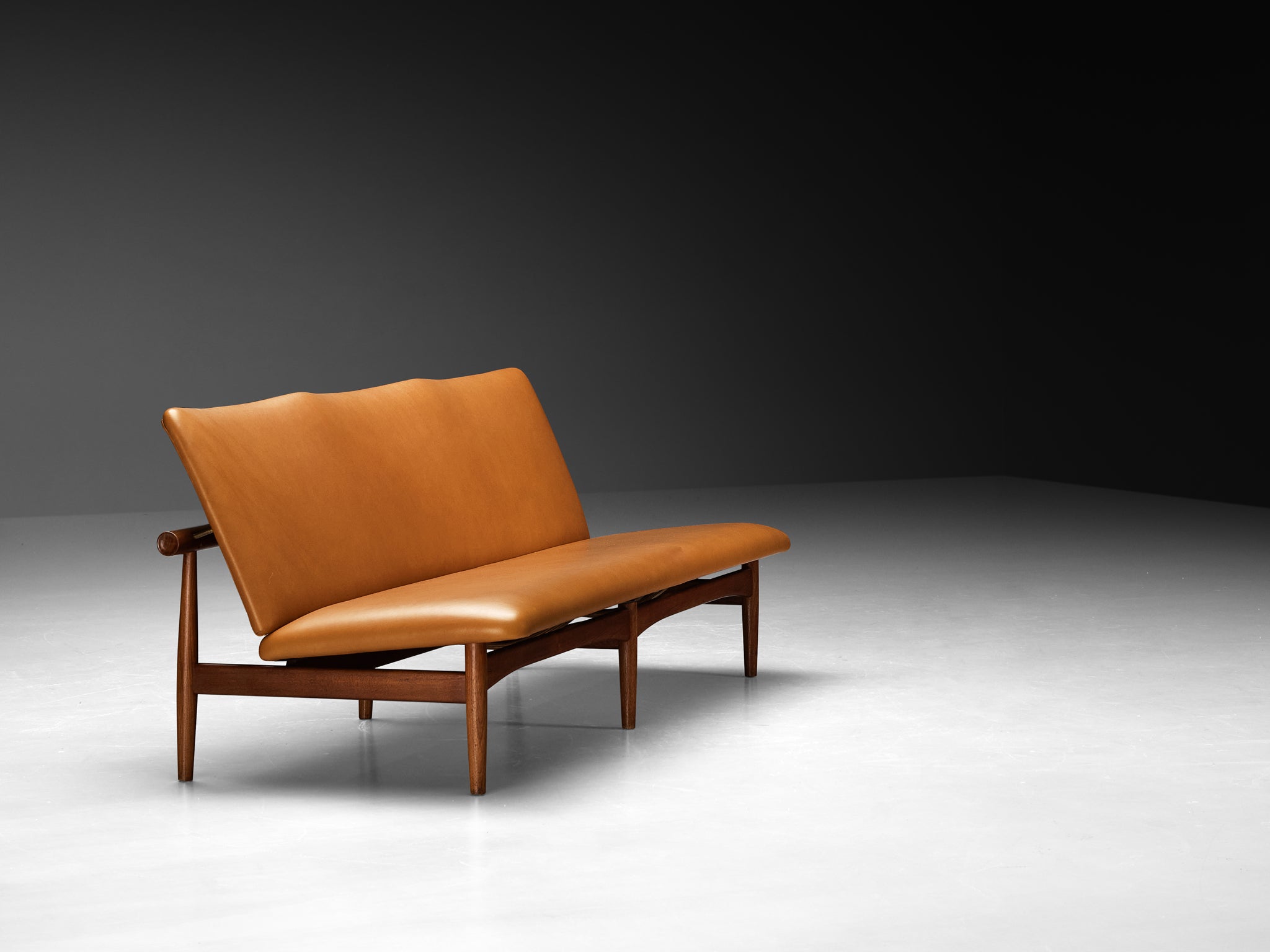 Finn Juhl for France & Søn ‘Japan’ Sofa in Teak and Cognac Leather Seating Morentz