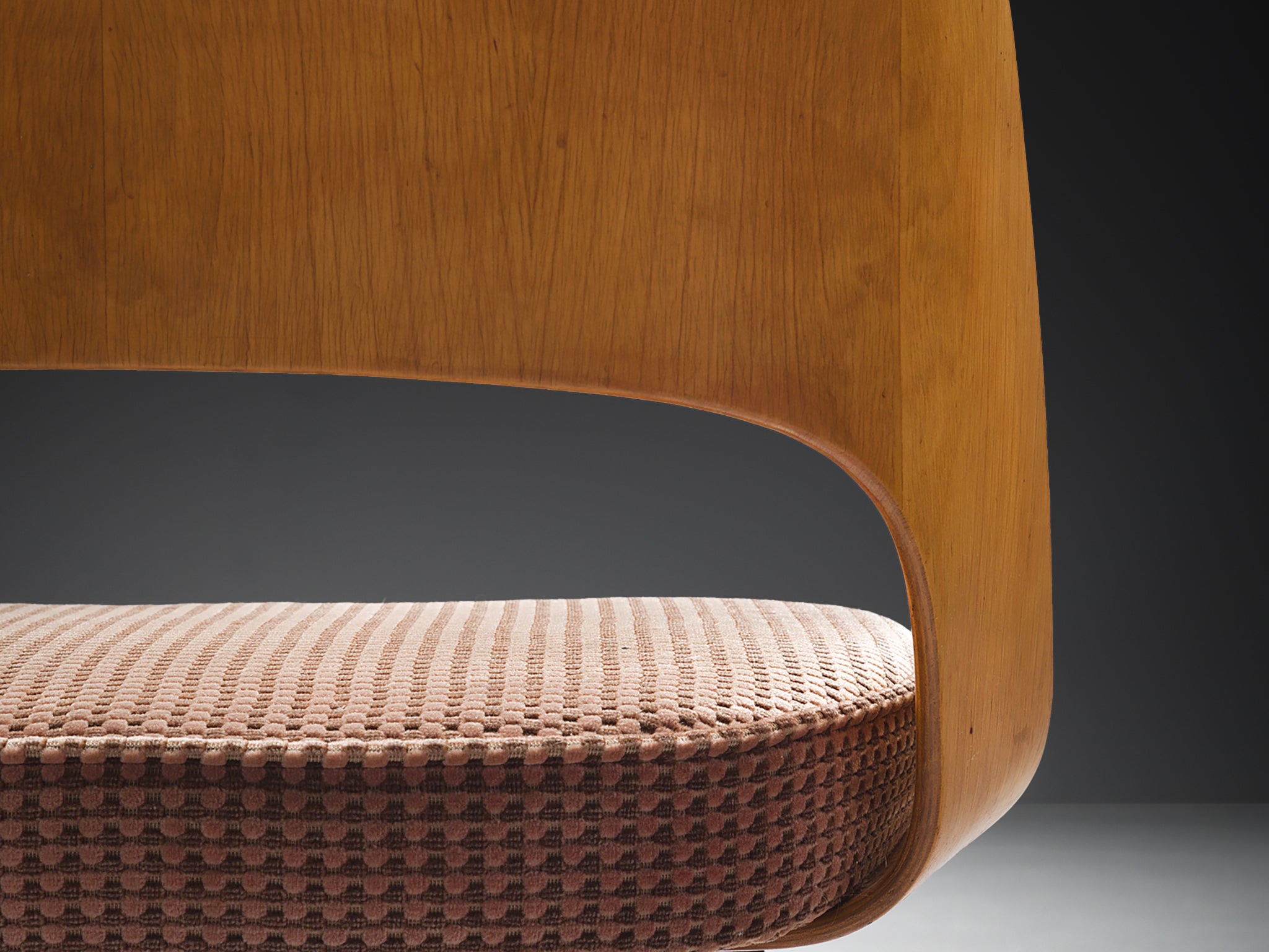 Eero Saarinen for Knoll International Dining Chair in Plywood Seating Morentz