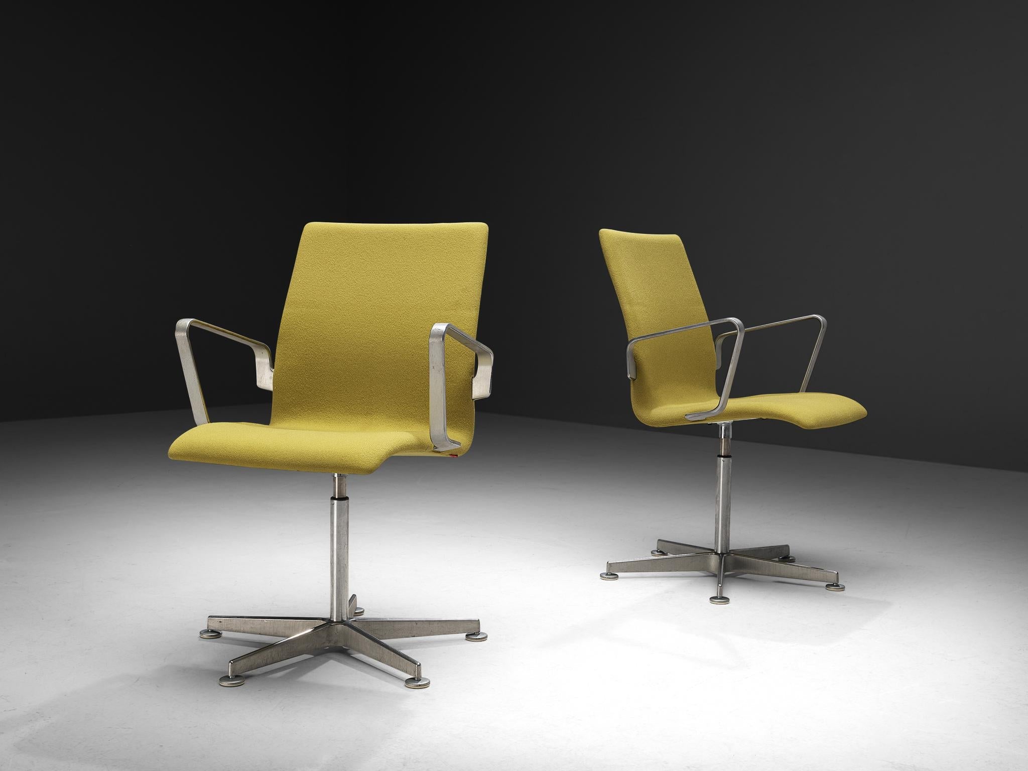 Arne Jacobsen for Fritz Hansen Set of Four 'Oxford' Chairs seating Morentz