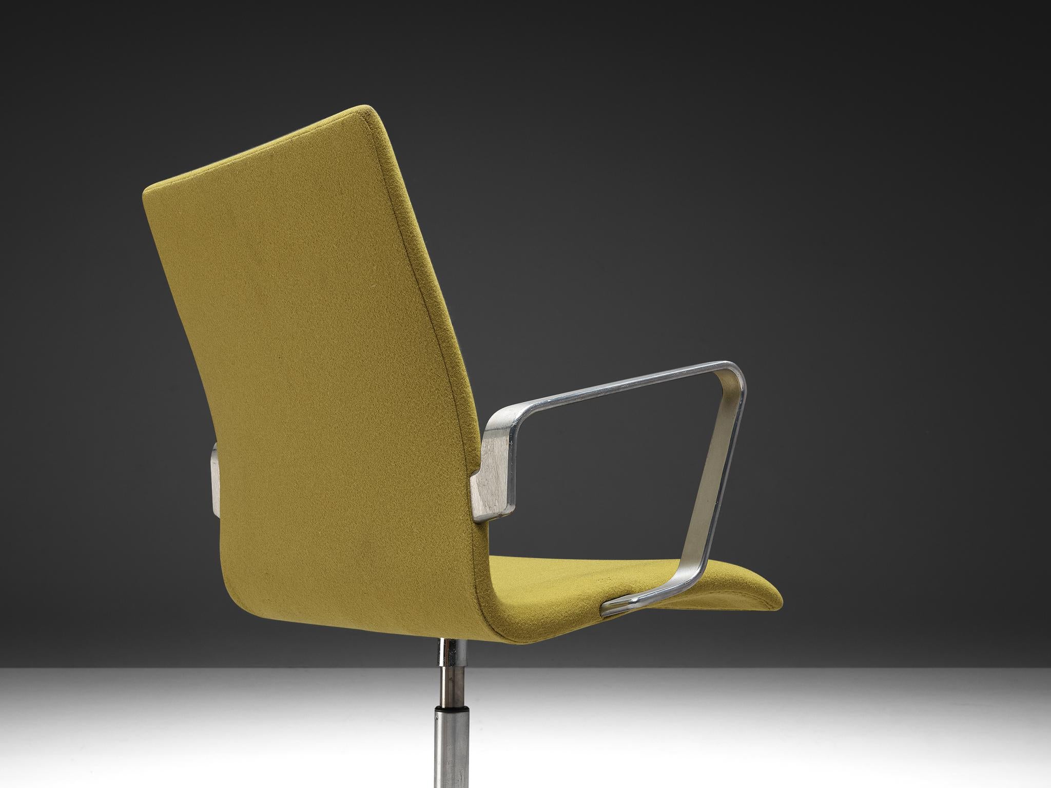 Arne Jacobsen for Fritz Hansen Set of Four 'Oxford' Chairs seating Morentz