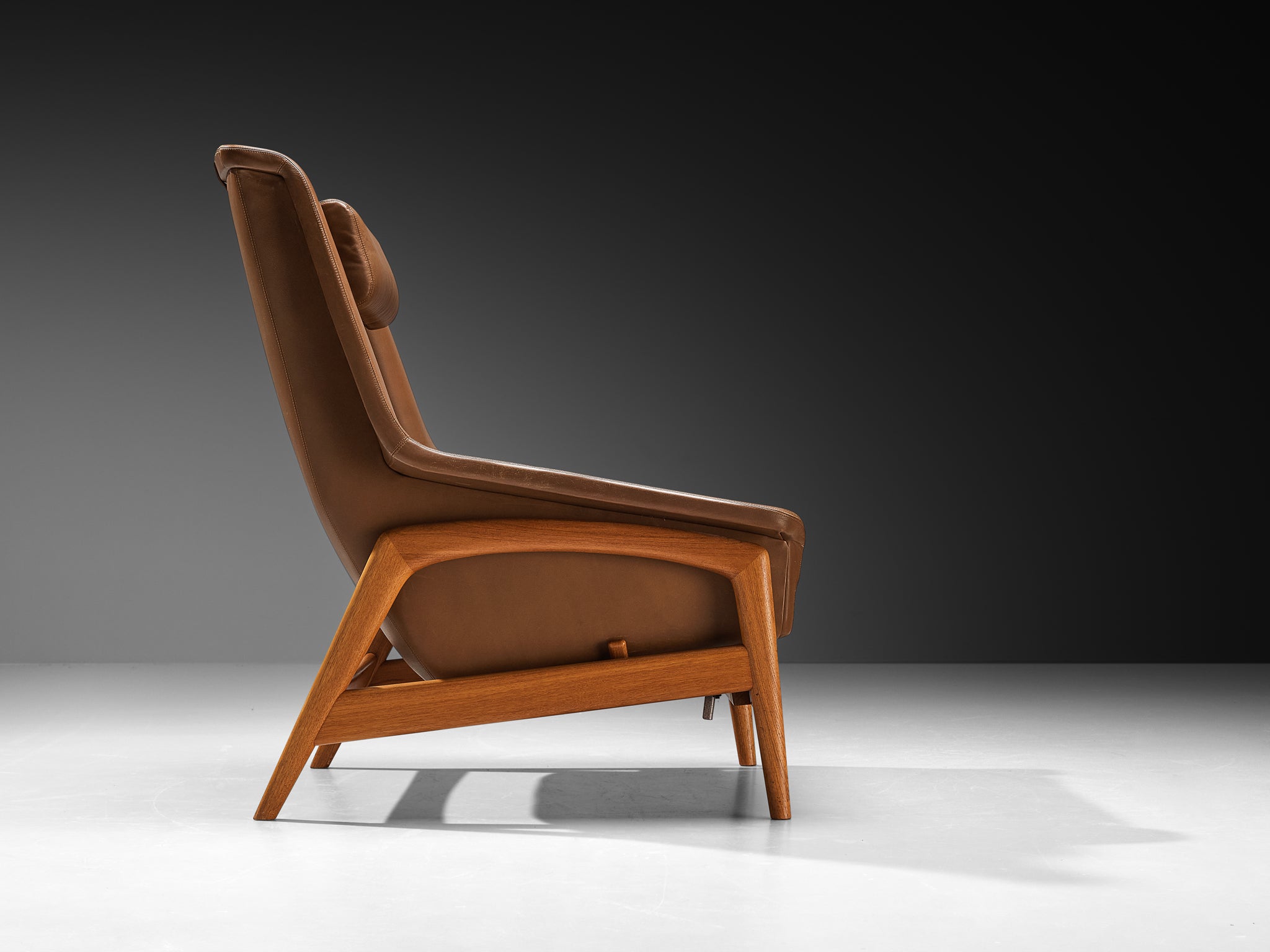 Folke Ohlsson 'Profil' Lounge Chair in Brown Leather and Teak Seating Morentz