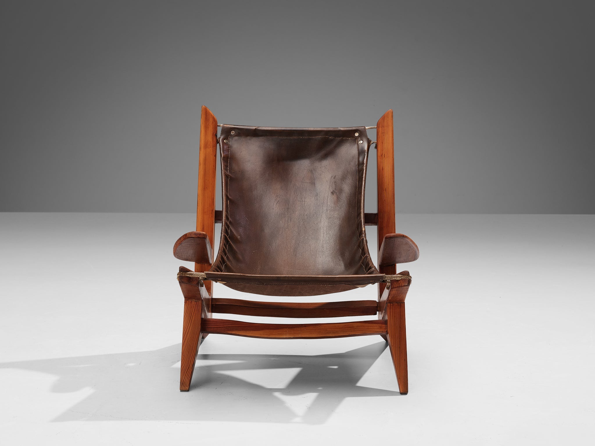 Pair of French Hunting Chairs in Pine and Brown Leather seating Morentz