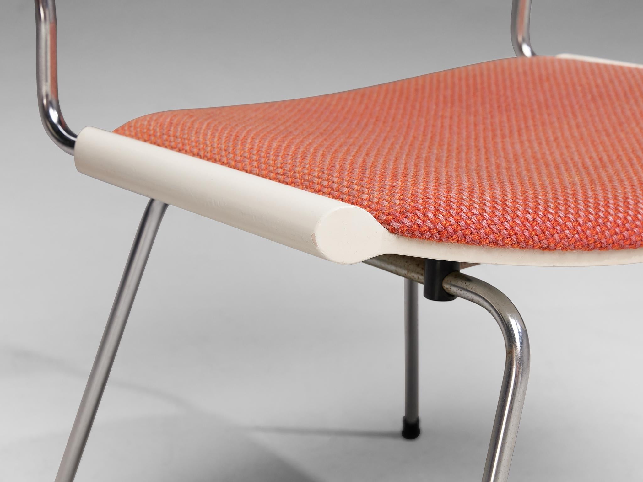 Rare Nanna & Jørgen Ditzel Pair of 'Badminton' Chairs in Salmon Pink Fabric seating Morentz