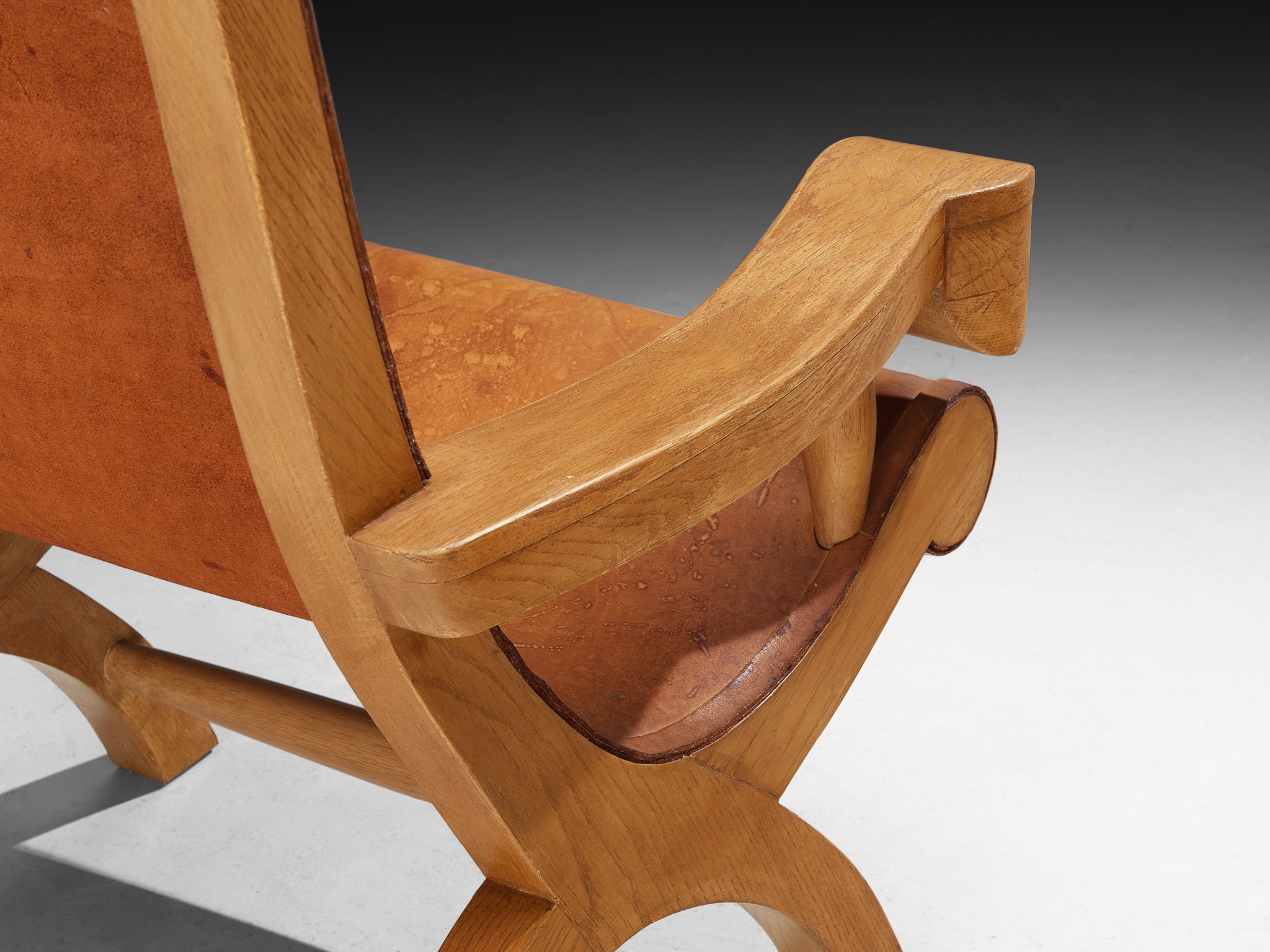 Ricardo Legorreta 'Butaque' Lounge Chair in Oak and Leather Seating Morentz