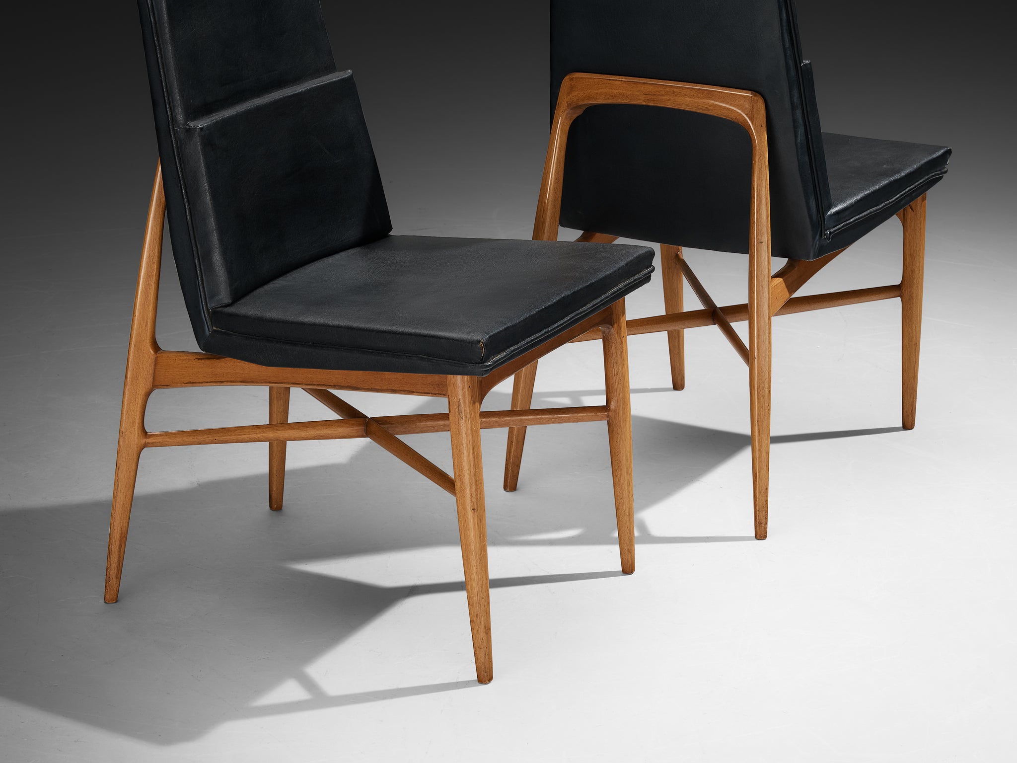 Fred Sandra for De Coene Set of Five 'Madison' Dining Chairs in Walnut Seating Morentz