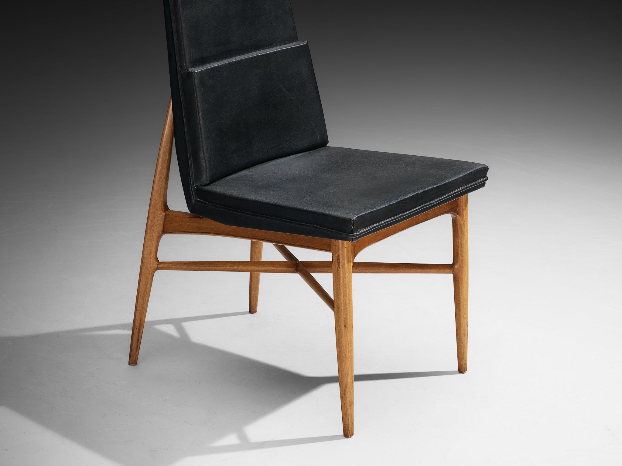 Fred Sandra for De Coene Set of Five 'Madison' Dining Chairs in Walnut Seating Morentz