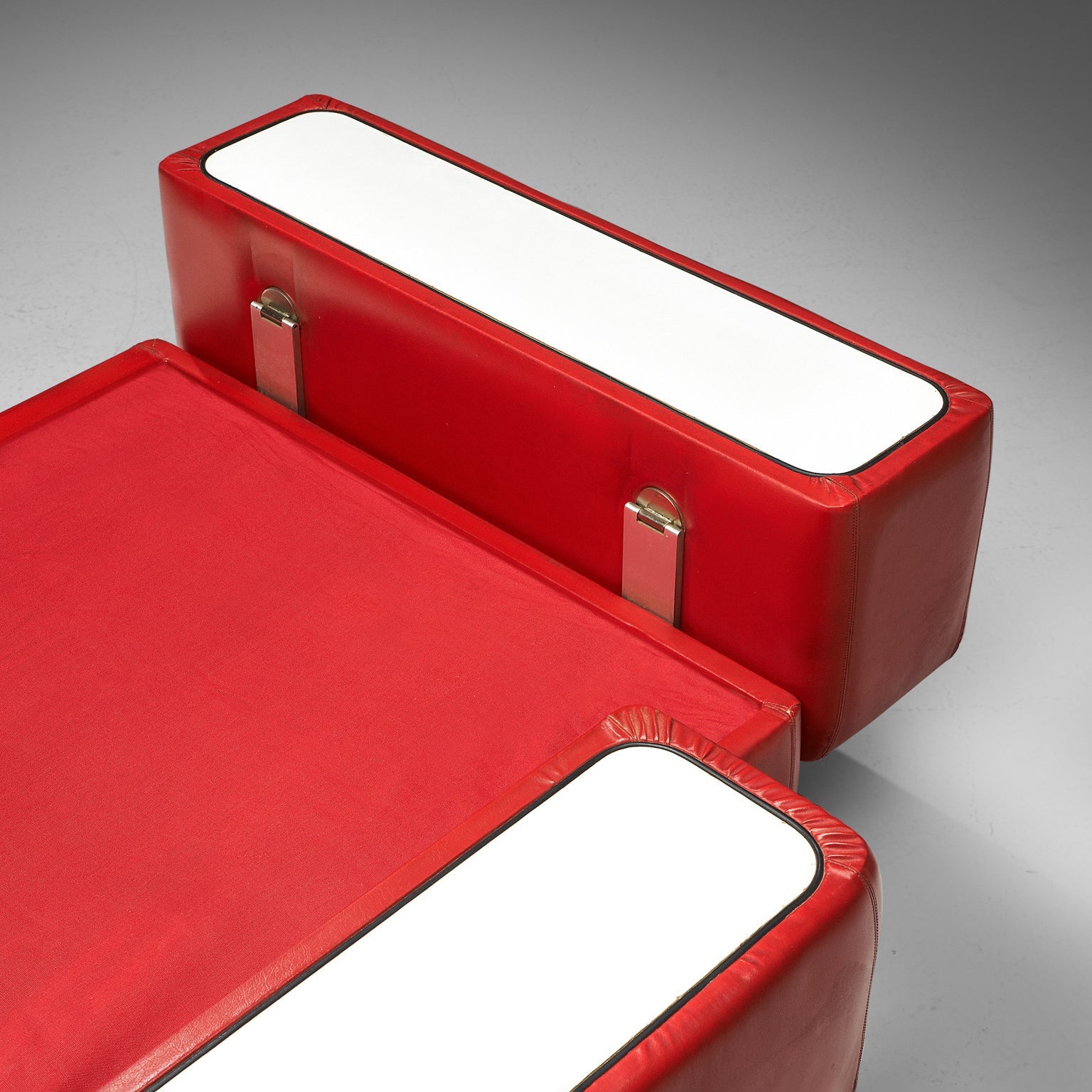 Tito Agnoli for Cinova Daybed Sofa in Red Upholstery seating Morentz