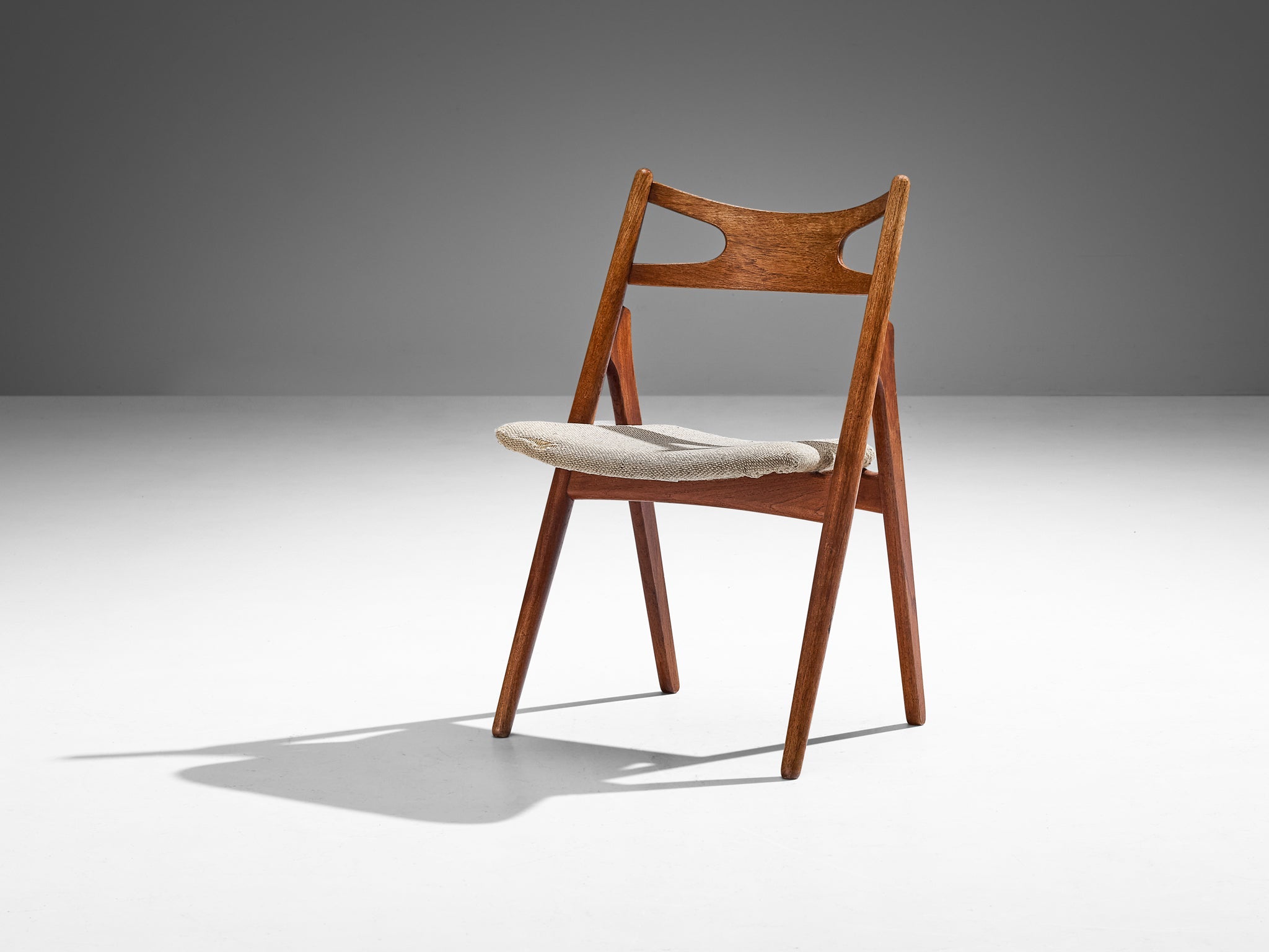 Hans Wegner for Carl Hansen & Søn 'Sawbuck' Dining Chair in Teak seating Morentz