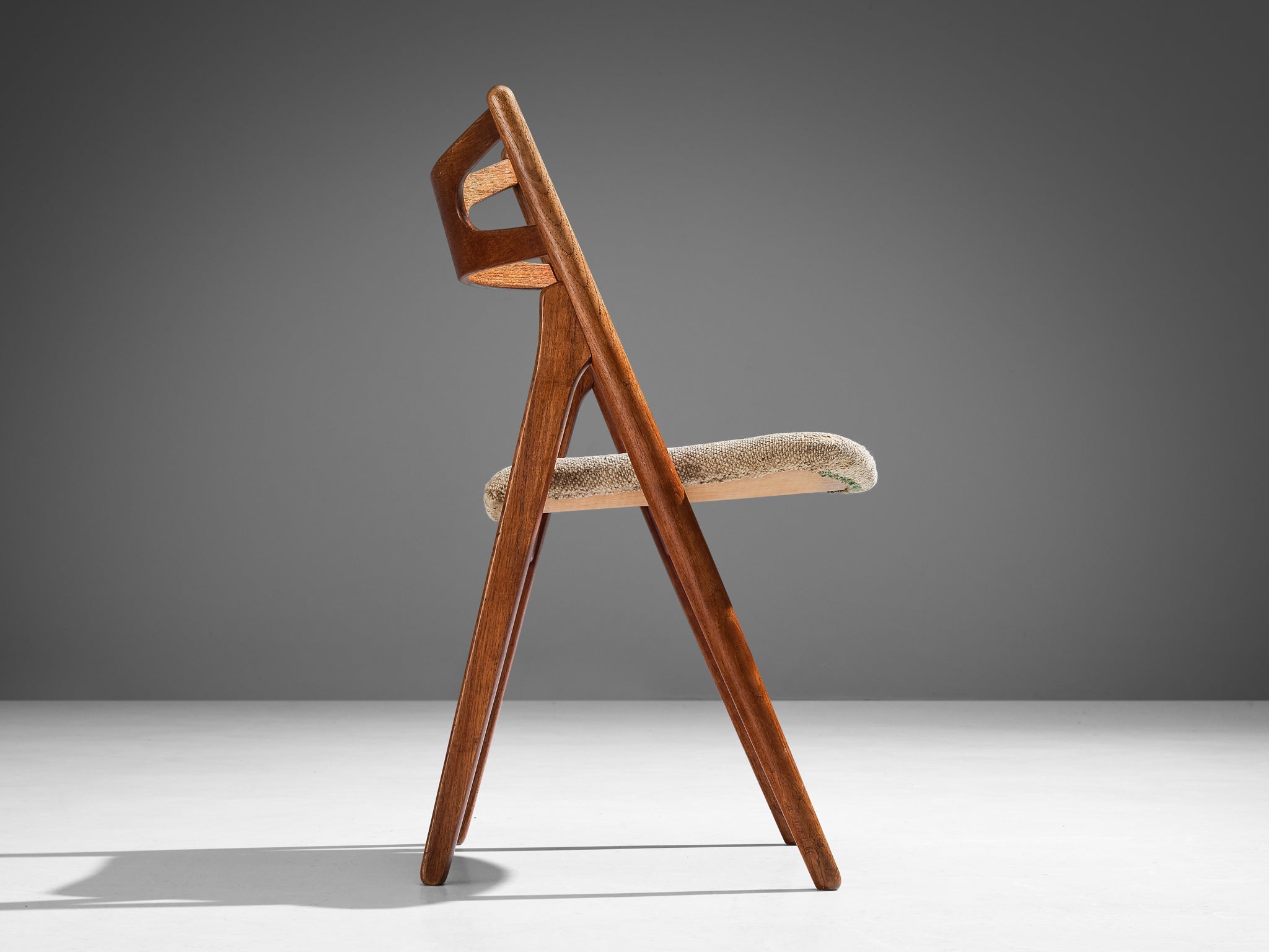 Hans Wegner for Carl Hansen & Søn 'Sawbuck' Dining Chair in Teak seating Morentz