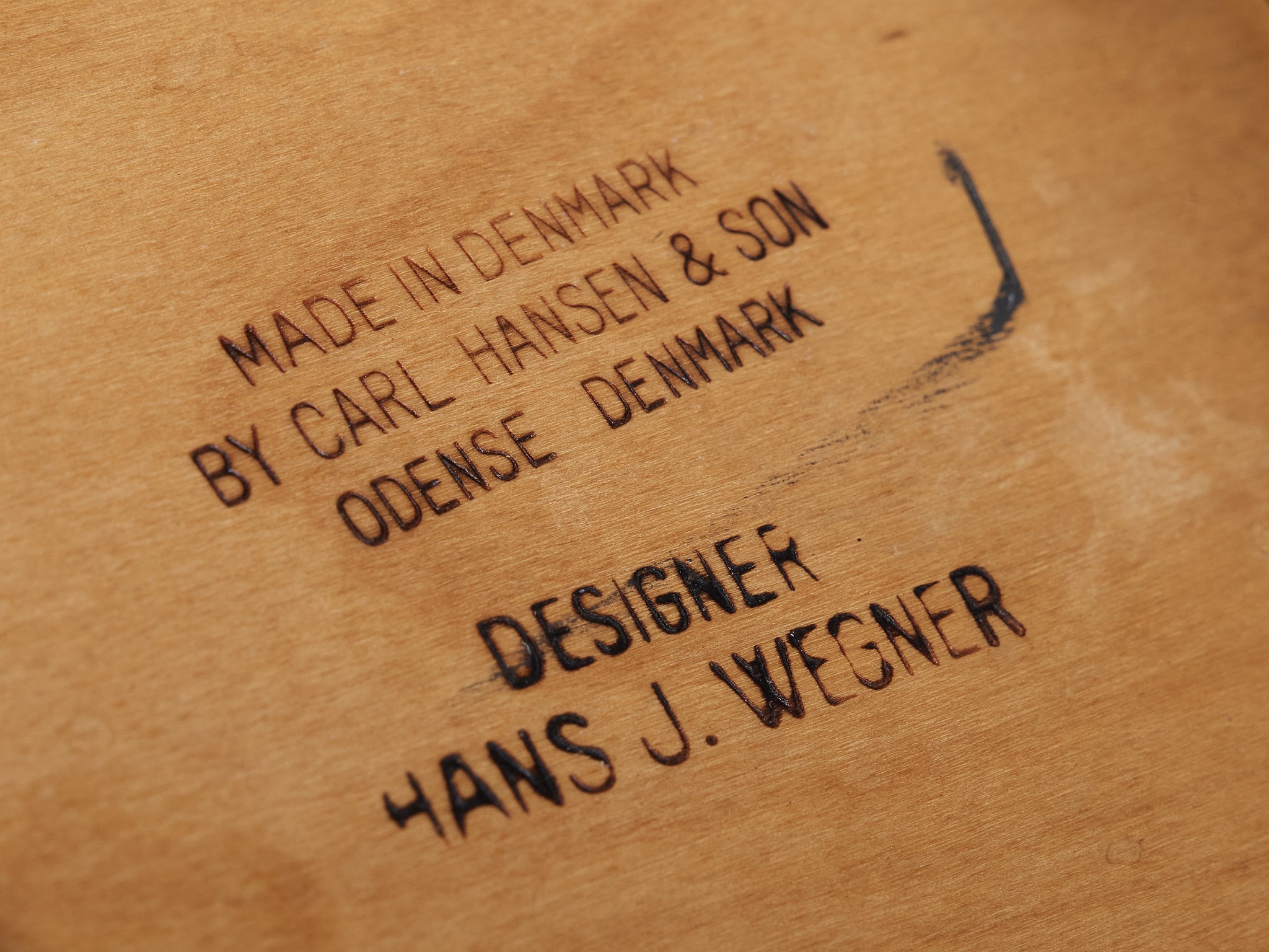 Hans Wegner for Carl Hansen & Søn 'Sawbuck' Dining Chair in Teak seating Morentz
