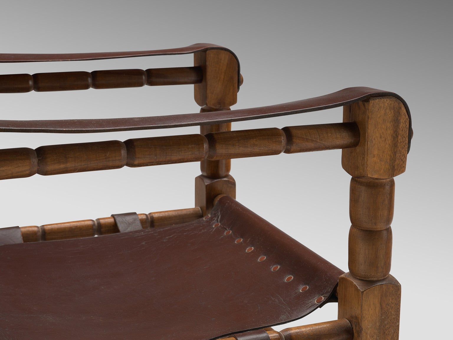 Safari Armchair in Brown Leather with Sculptural Wooden Frame seating Morentz