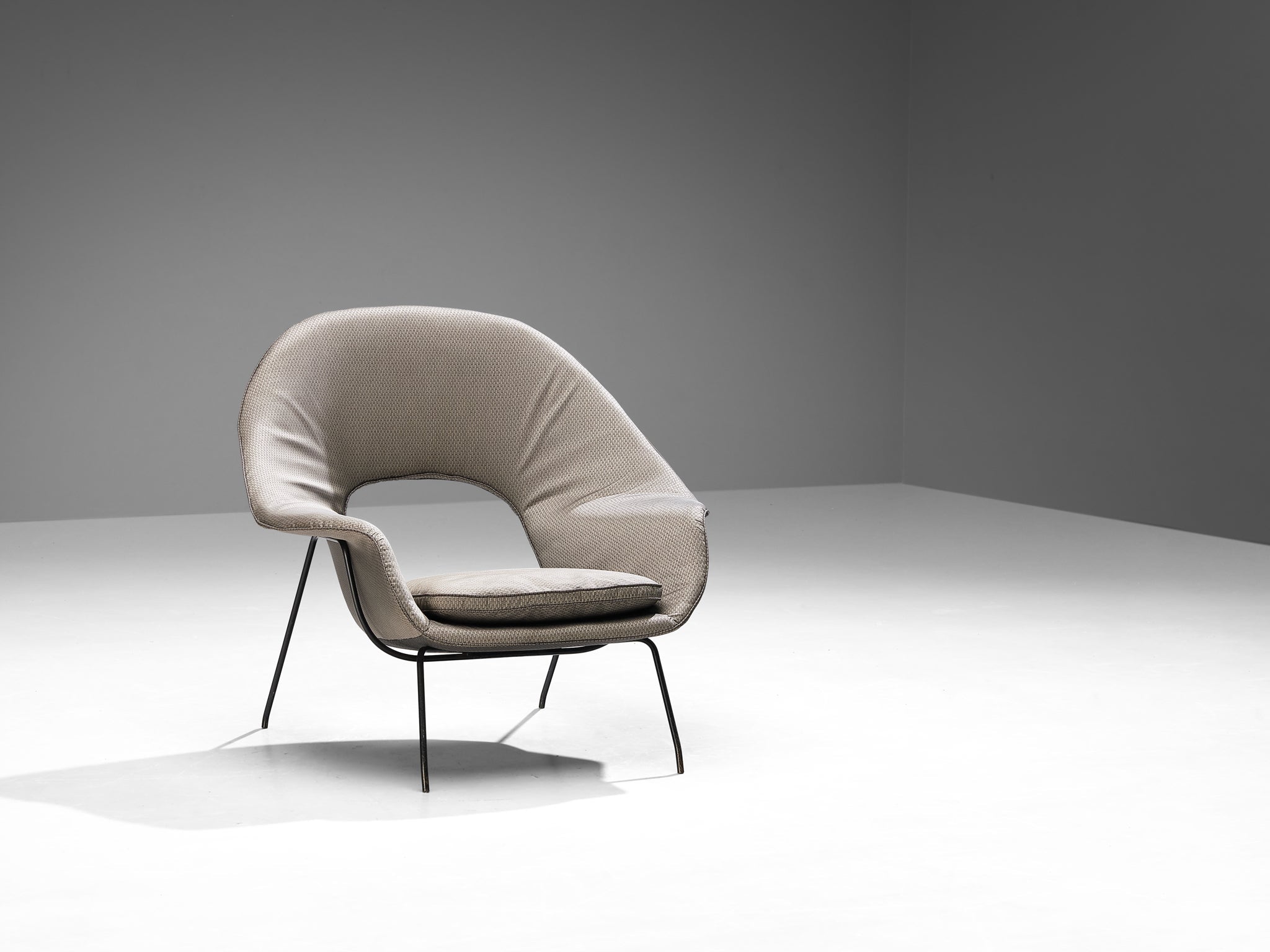 Eero Saarinen Rare and Early 'Womb' Chair in Grey Upholstery and Metal seating Morentz