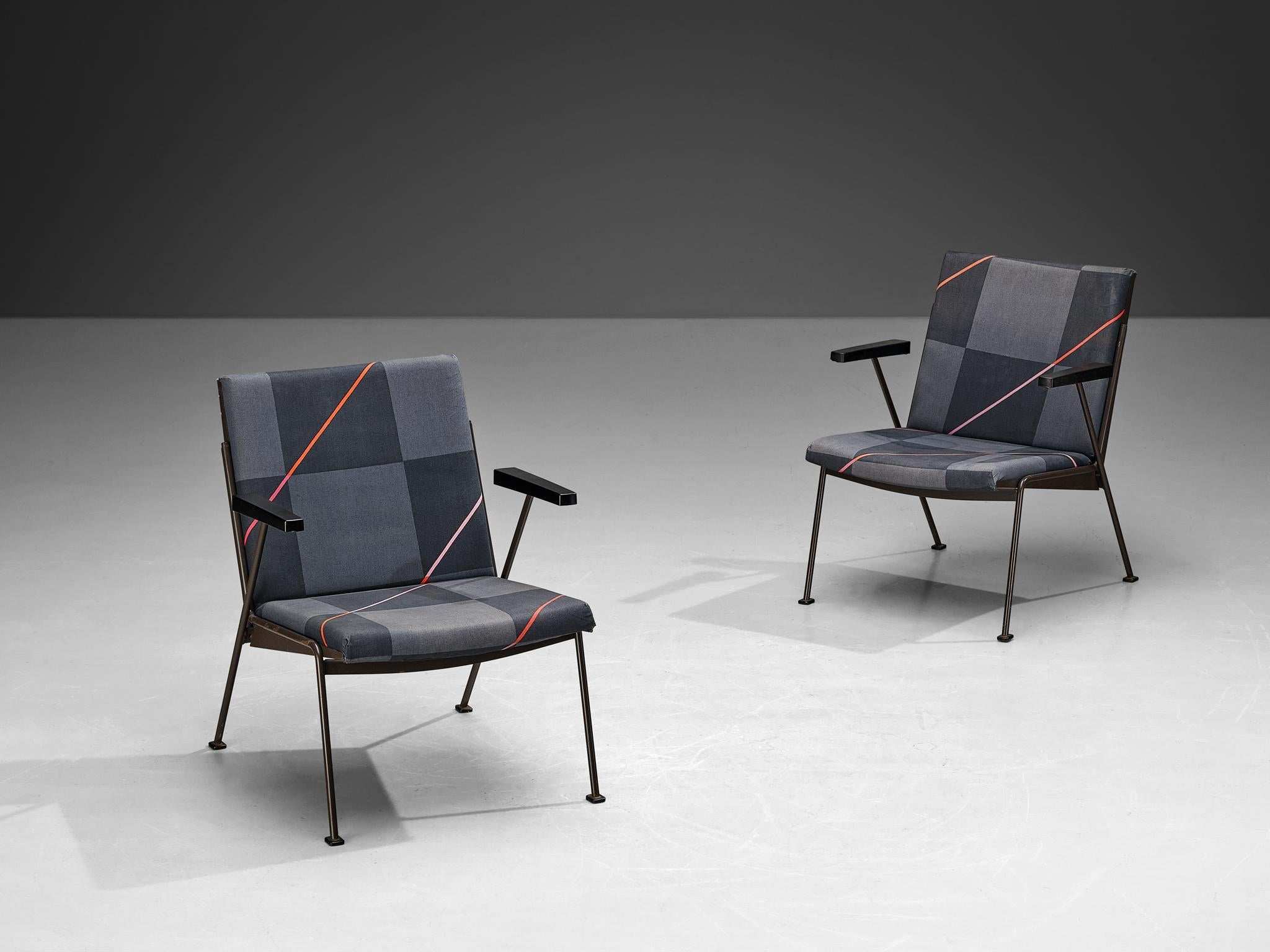 Wim Rietveld for Ahrend De Cirkel 'Oase' Lounge Chairs seating Morentz