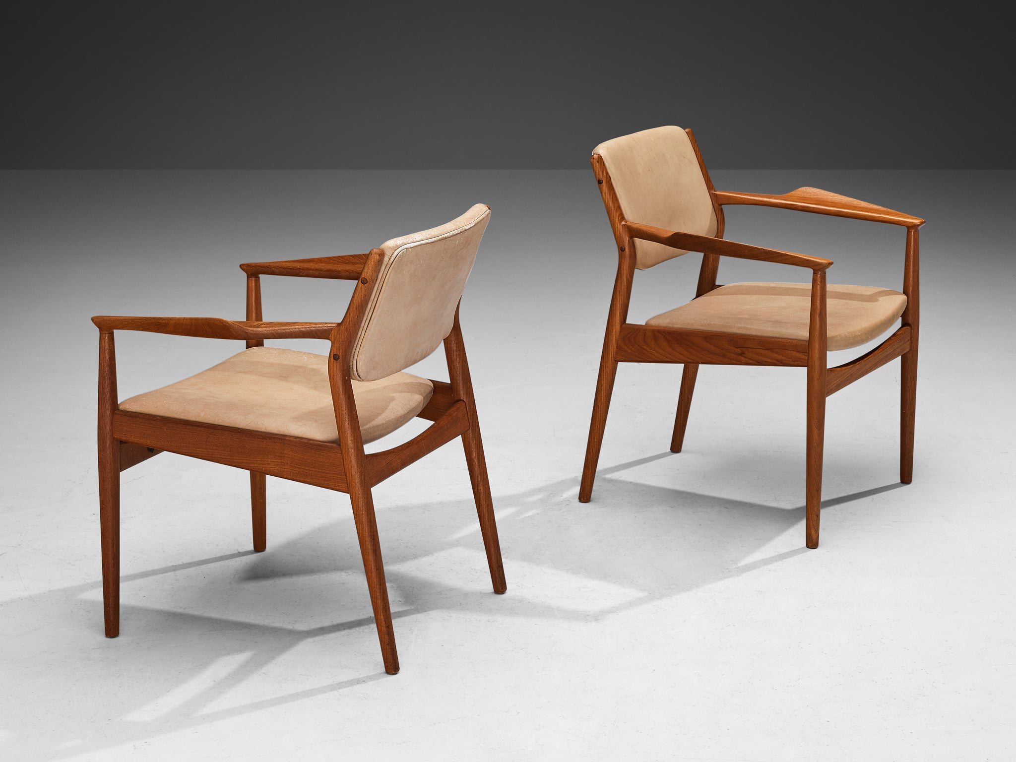 Arne Vodder for Sibast Armchairs in Teak and Beige Upholstery Seating Morentz