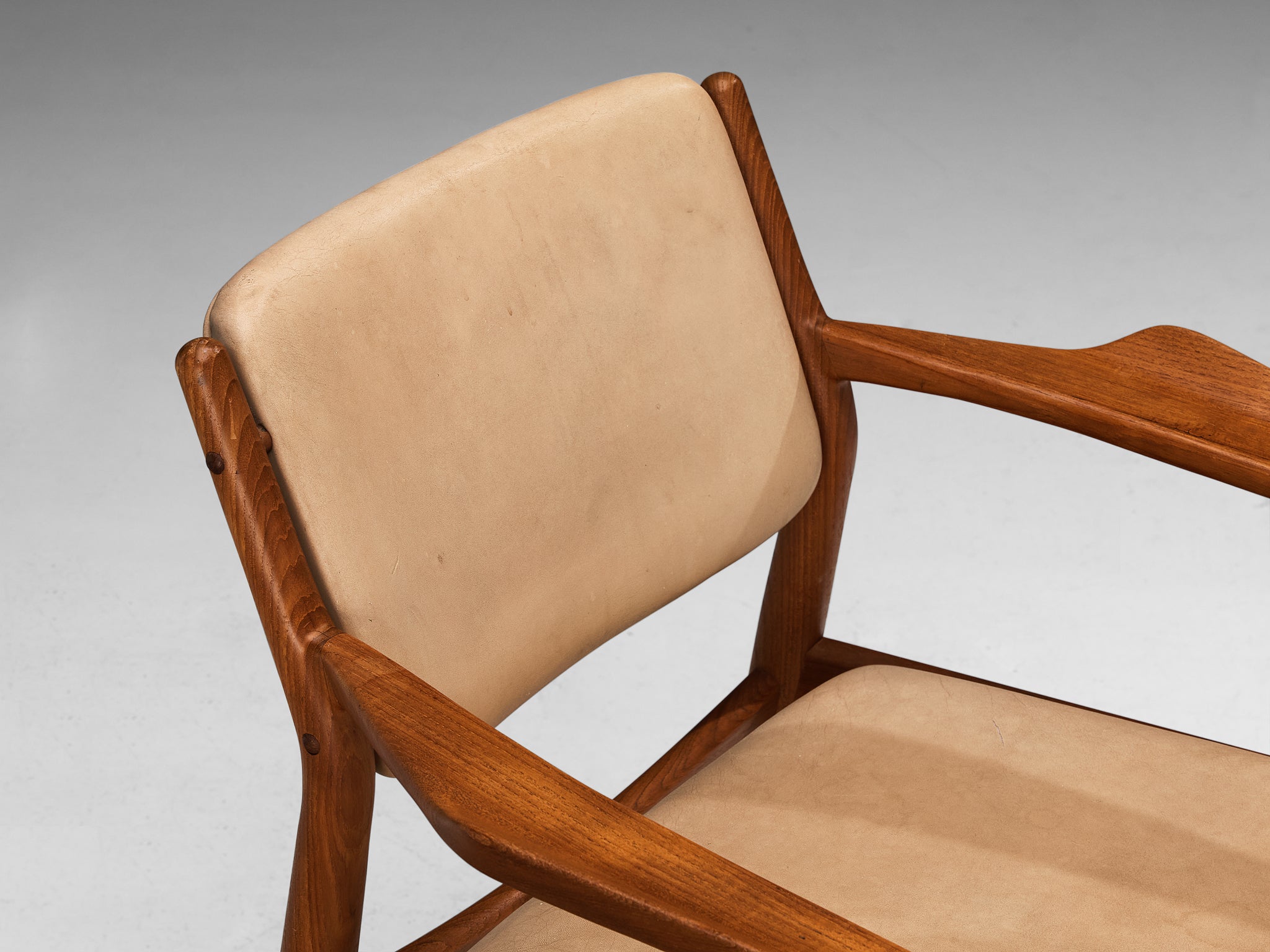 Arne Vodder for Sibast Armchairs in Teak and Beige Upholstery Seating Morentz