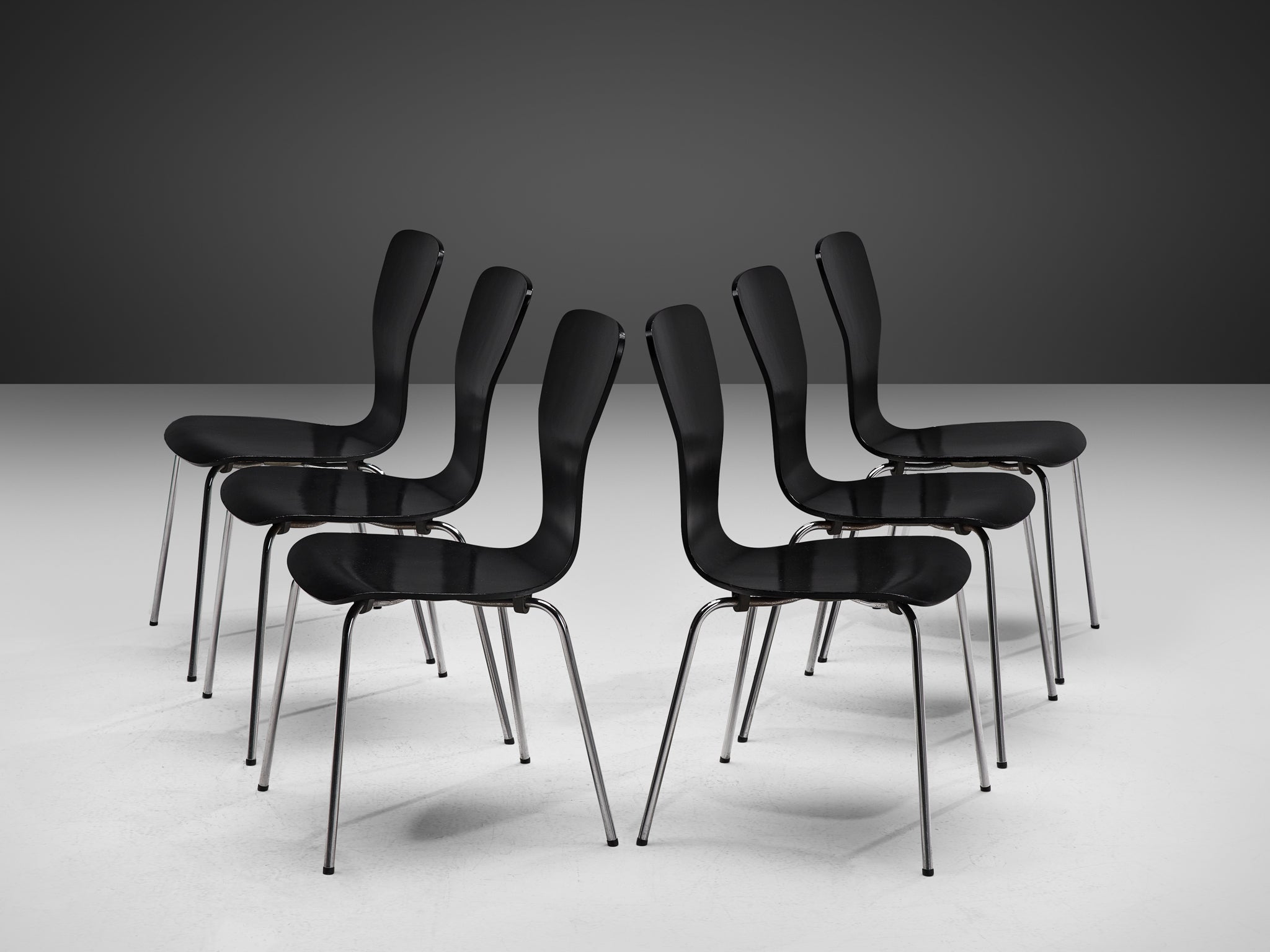 Tapio Wirkkala for Asko 'Nikke' Dining Chairs in Black Lacquered Plywood Seating Morentz