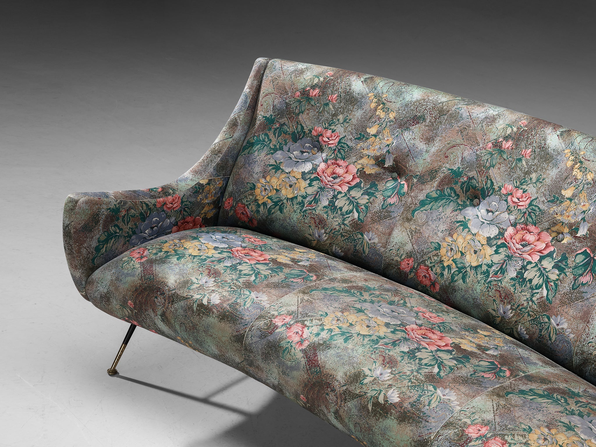Elegant Italian Sofa in Floral Upholstery seating Morentz