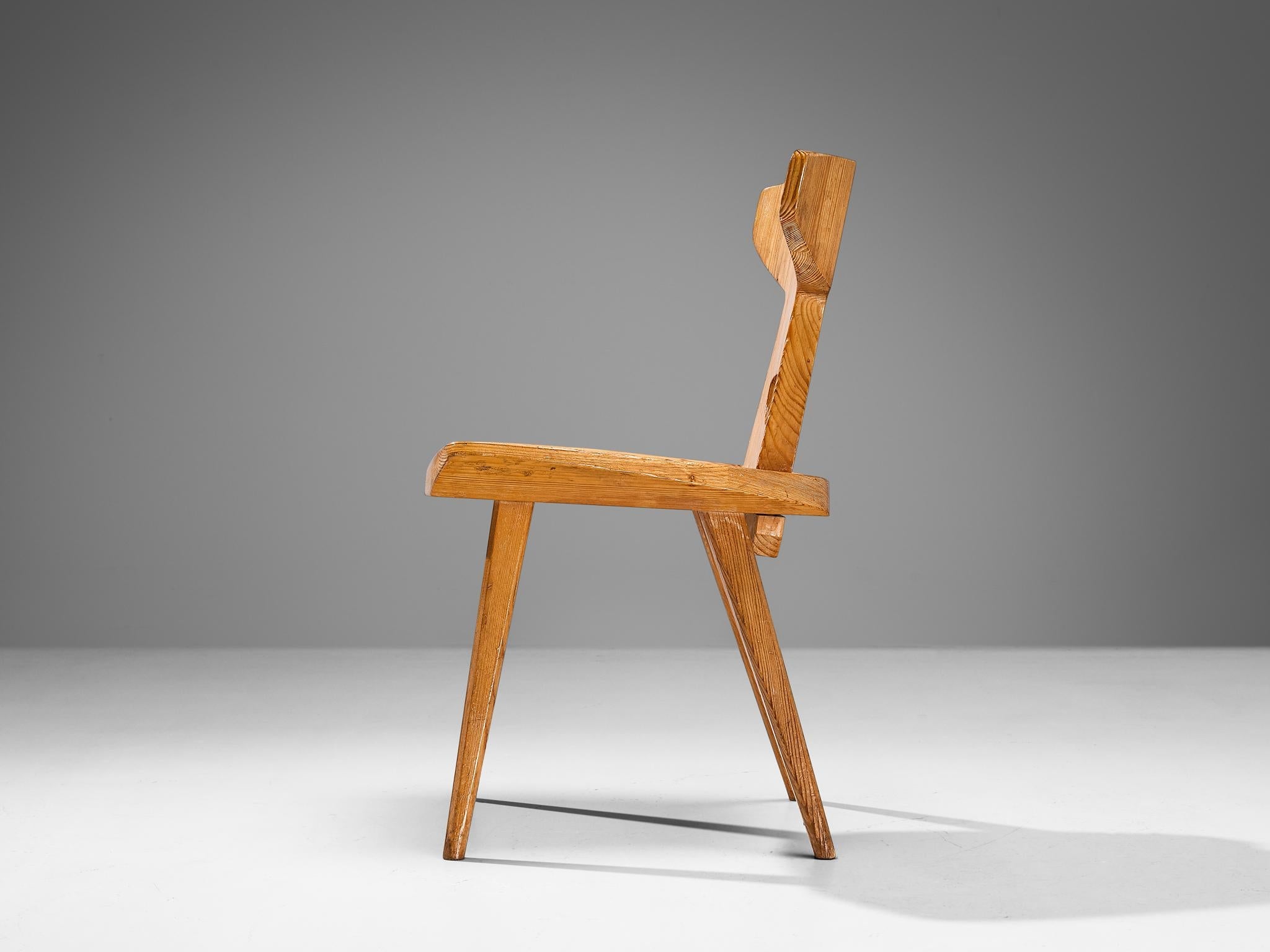 Jacob Kielland-Brandt Dining Chair in Solid Pine seating Morentz