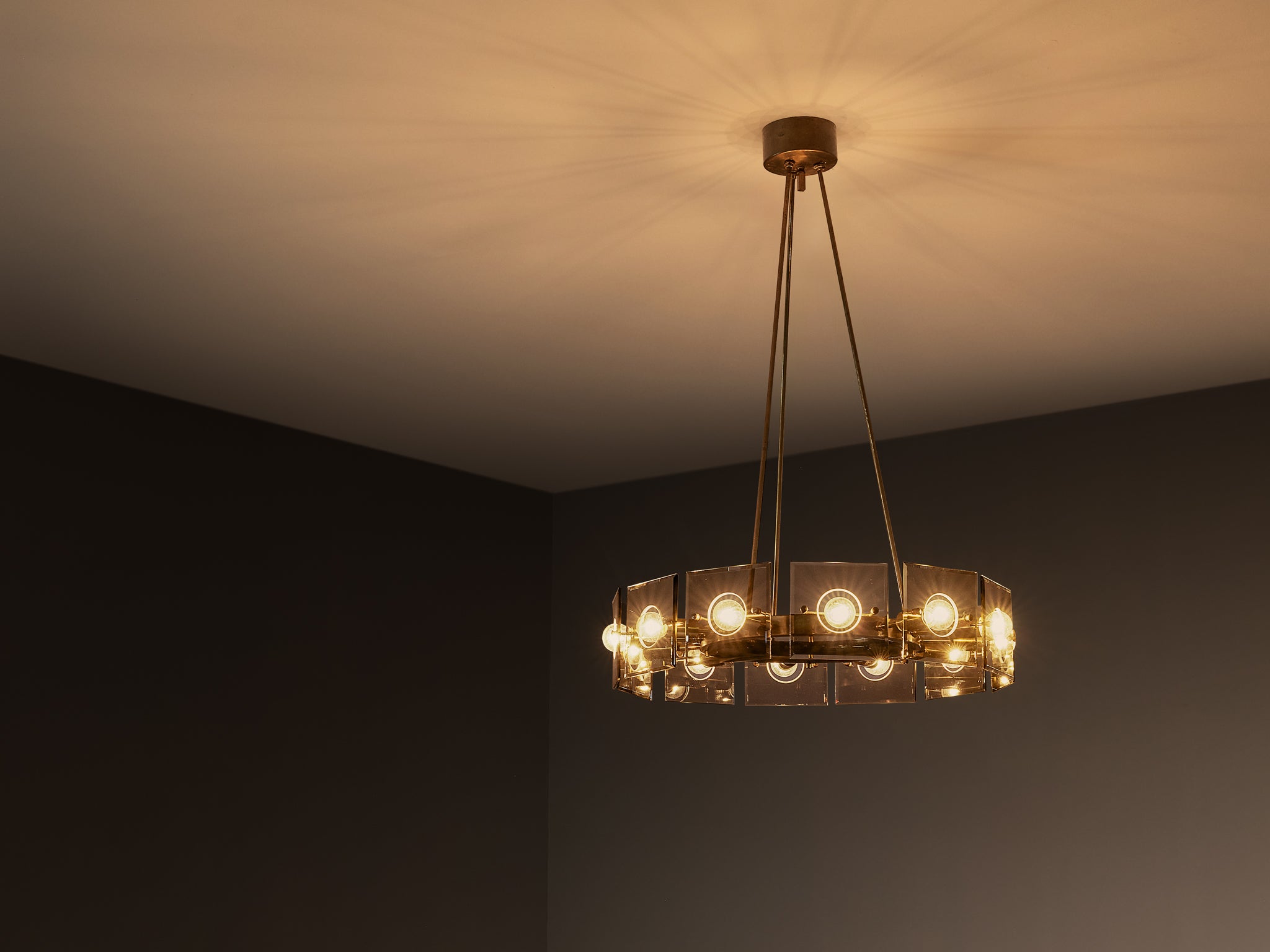 Gino Paroldo Mid-Century '4027' Chandelier in Brass and Sepia Glass Lighting Morentz