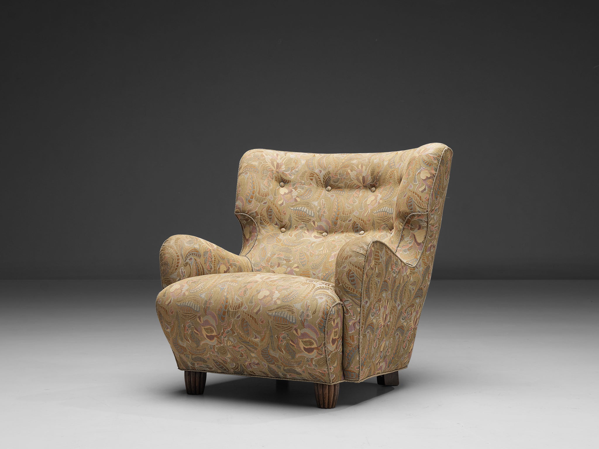 Easy Chair in Beige Decorative Upholstery Seating Morentz