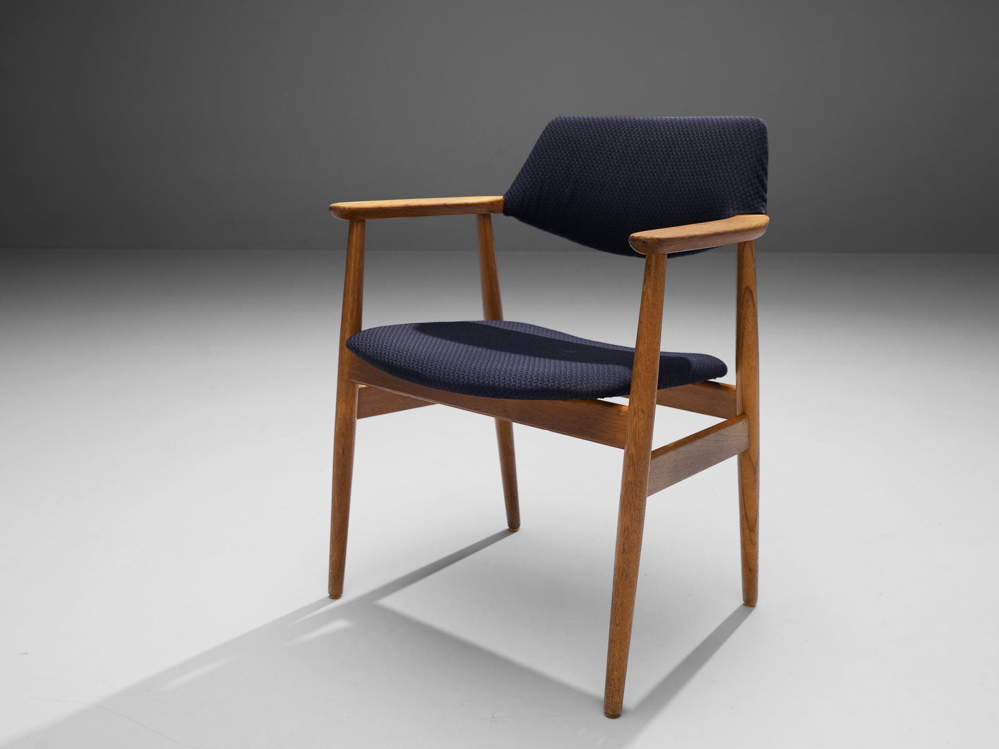 Erik Kirkegaard Set of Four Armchairs in Teak seating Morentz