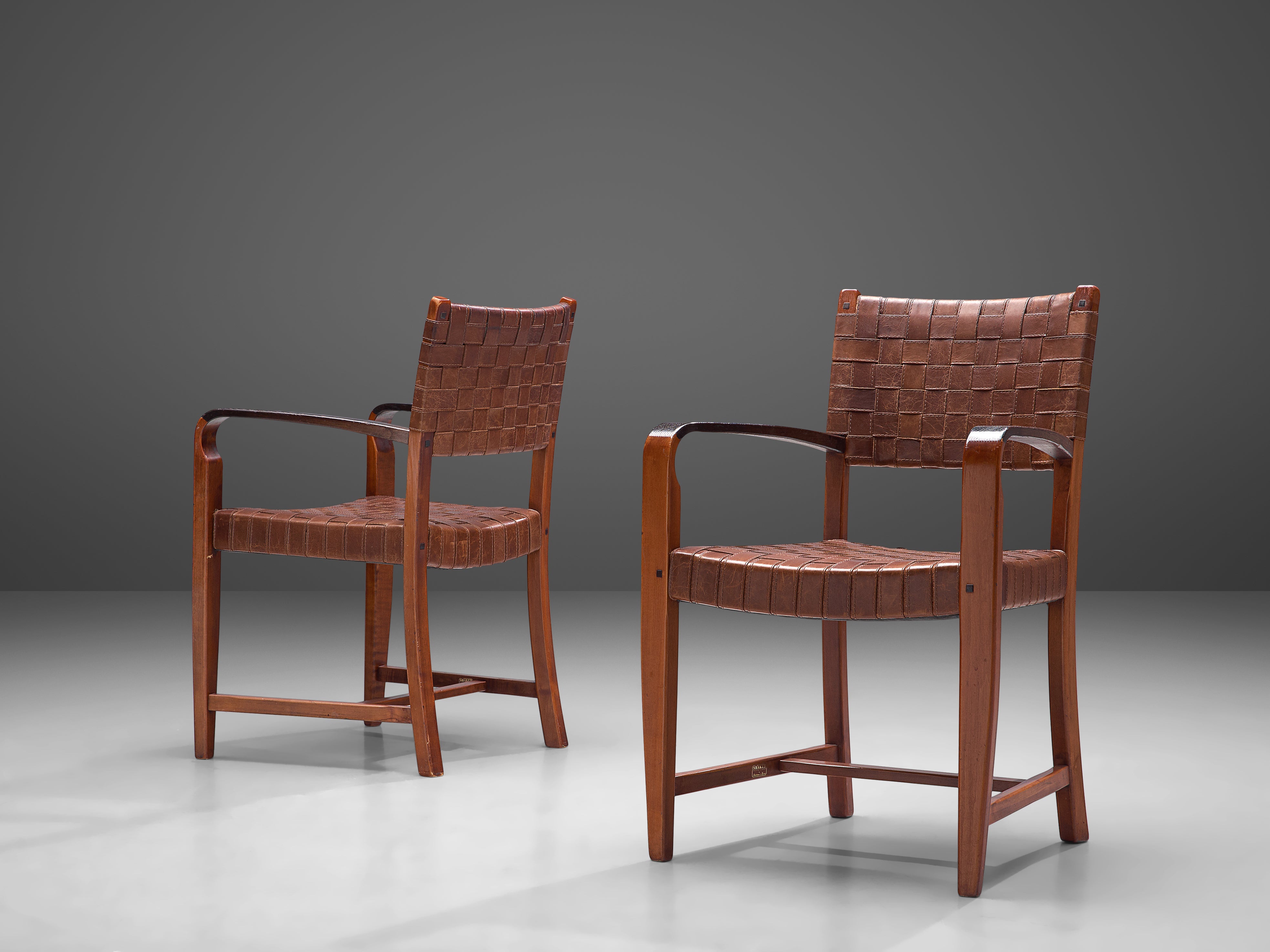Belgian Pair of Armchairs Chairs in Leather and Oak seating Morentz