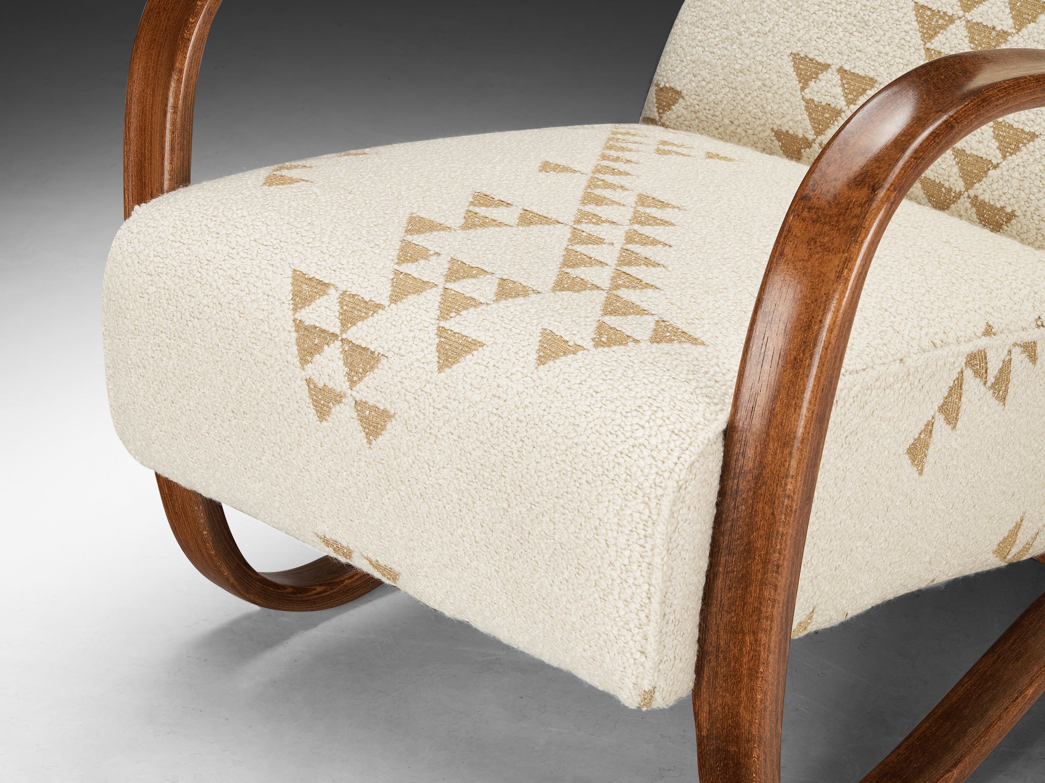 Jindrich Halabala Lounge Chair Seating Morentz