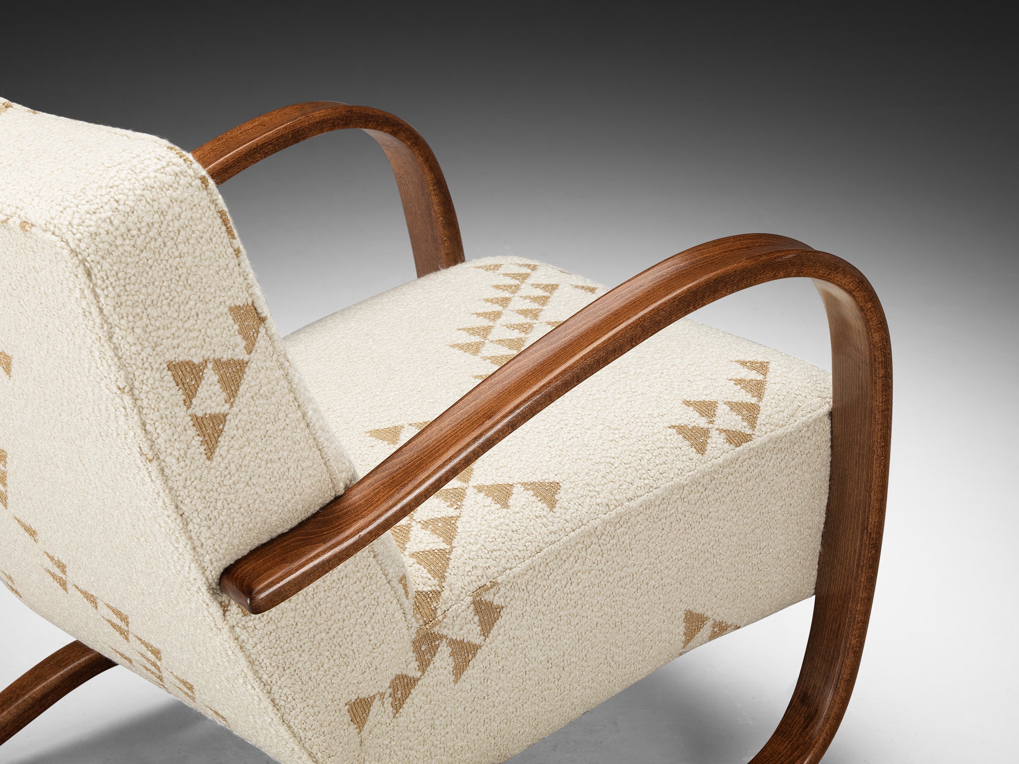 Jindrich Halabala Lounge Chair Seating Morentz