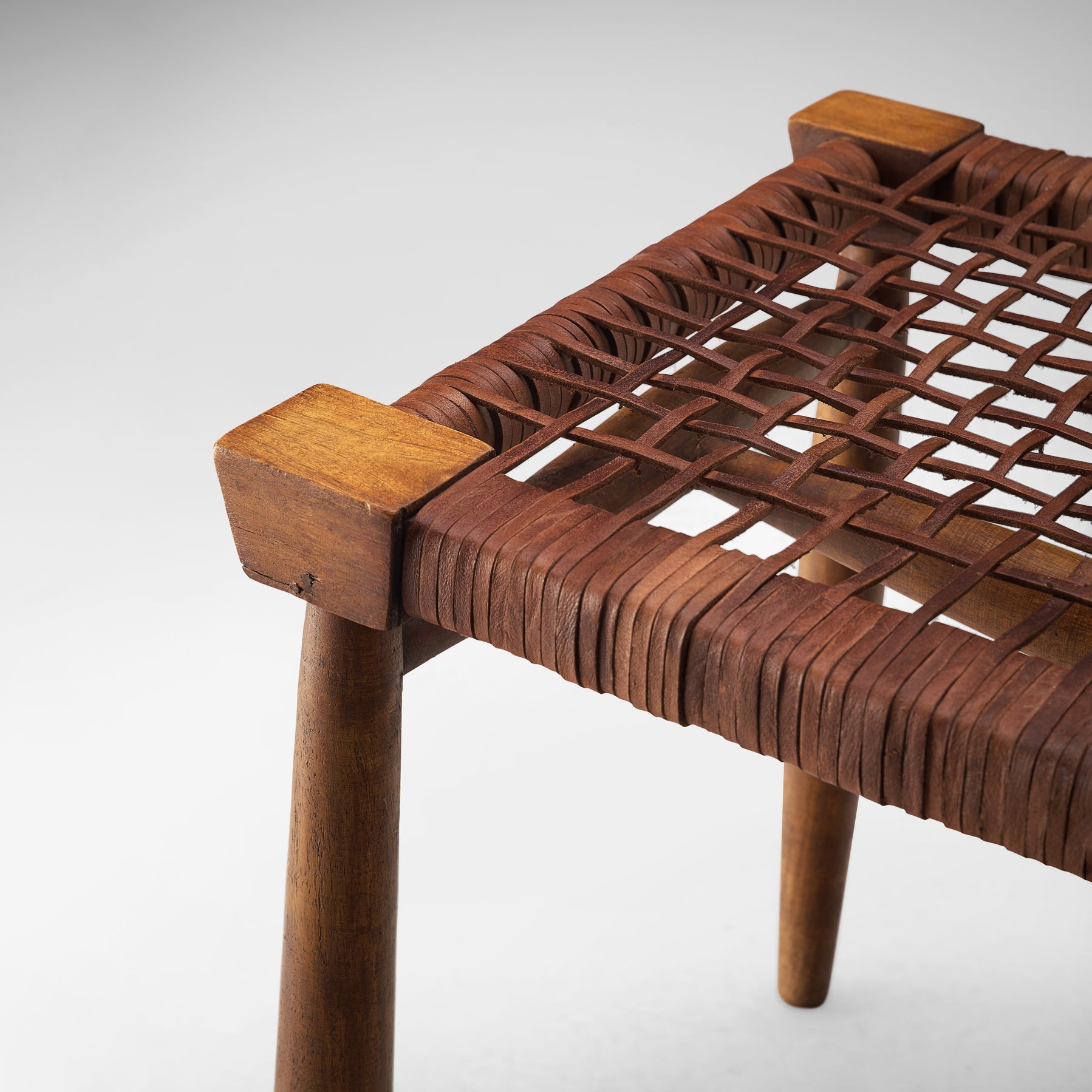 Sculptural Side Chair with Woven Leather Seat seating Morentz