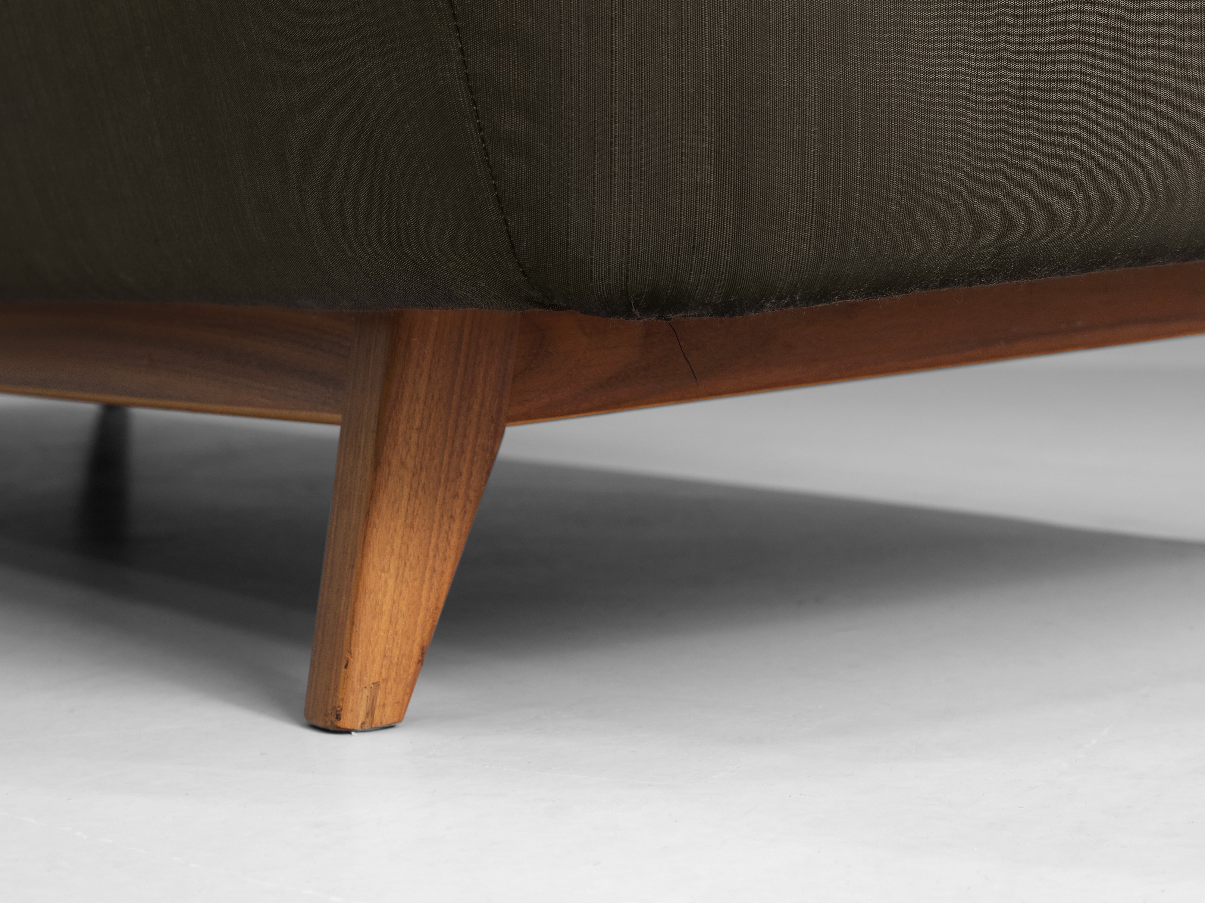 Folke Ohlsson for Dux ‘Passadena’ Sofa in Grey Upholstery and Walnut seating Morentz