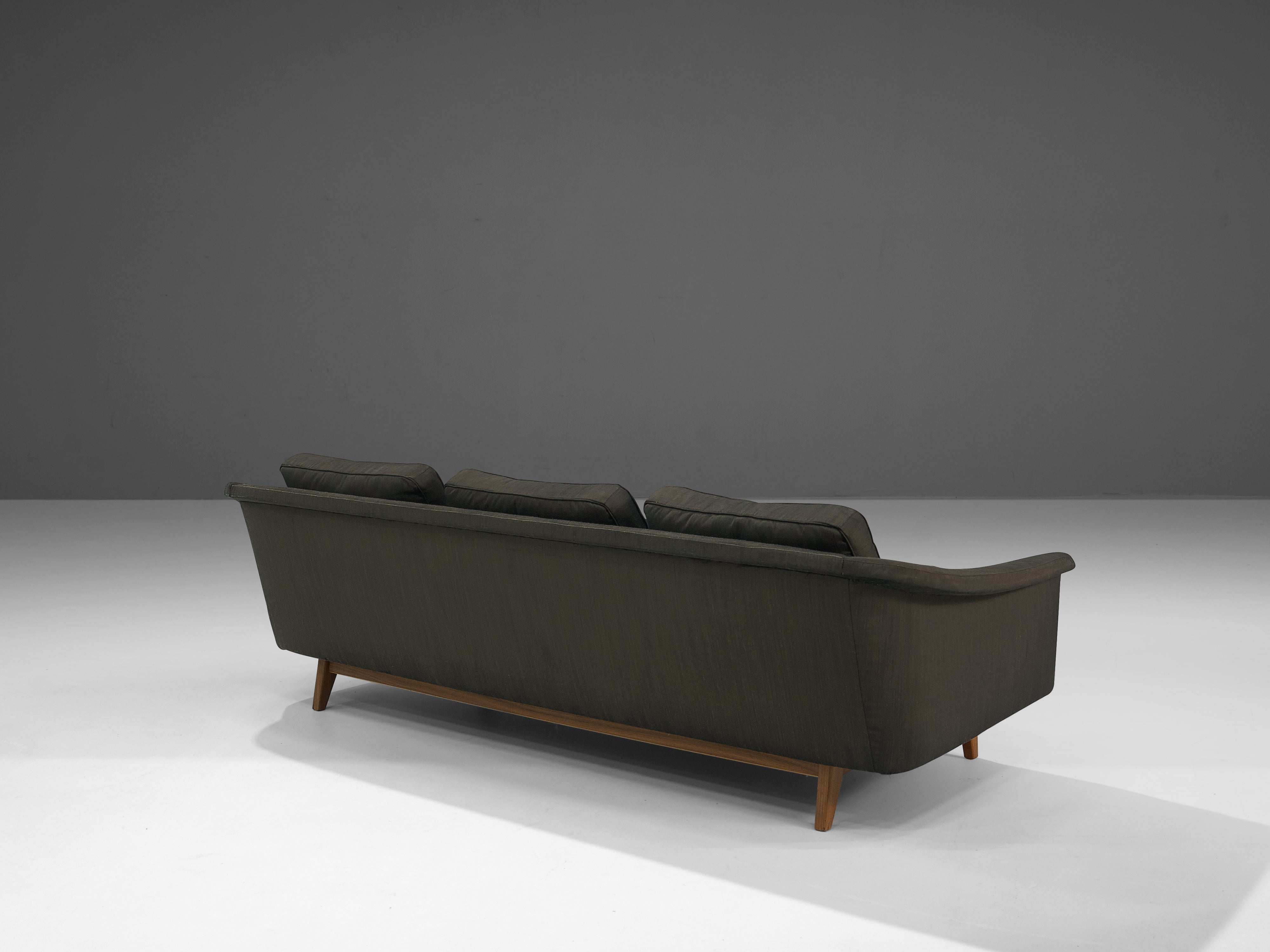 Folke Ohlsson for Dux ‘Passadena’ Sofa in Grey Upholstery and Walnut seating Morentz