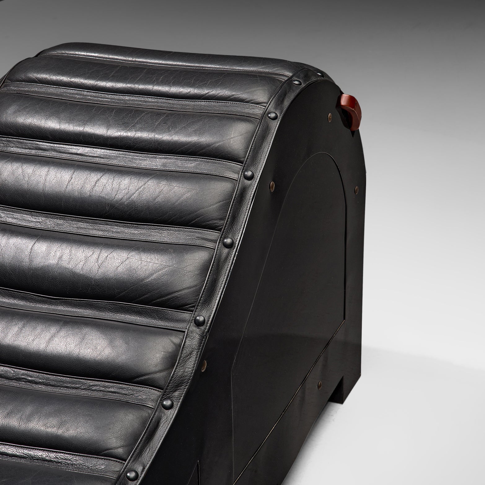 Mats Theselius for Källemo Exclusive Chaise Longue in Black Leather seating Morentz