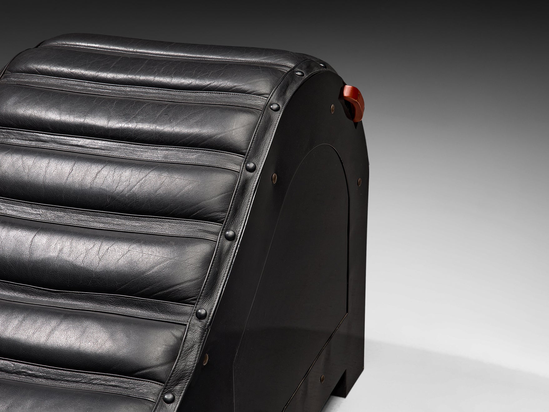 Mats Theselius for Källemo Limited Edition Chaise Lounge in Black Leather Seating Morentz