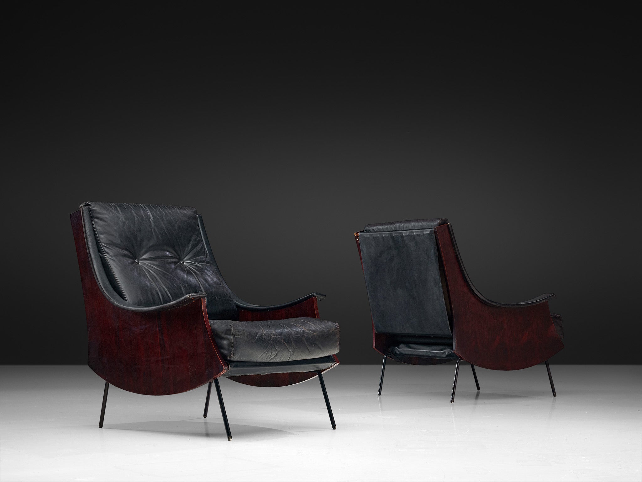 Carlo de Carli for Sormani Pair of 'PIPA' Lounge Chairs in Leather Seating Morentz