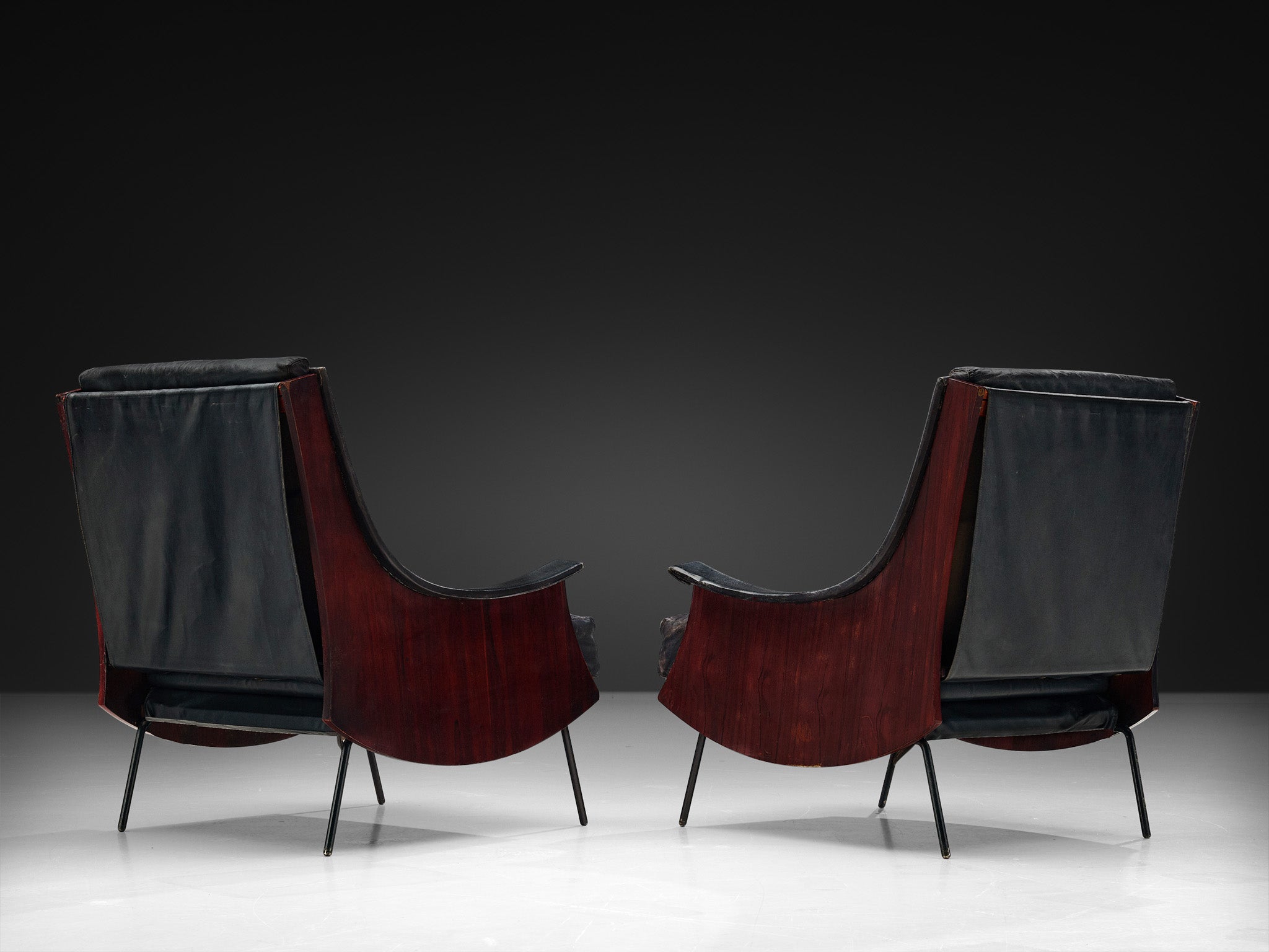 Carlo de Carli for Sormani Pair of 'PIPA' Lounge Chairs in Leather Seating Morentz