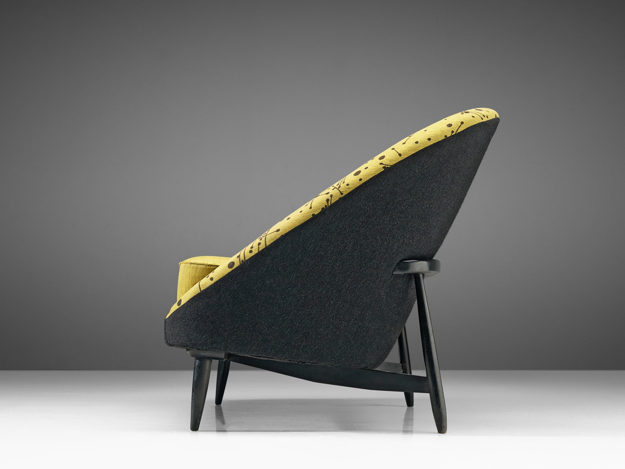 Theo Ruth for Artifort Sofa in Yellow and Black Upholstery seating Morentz