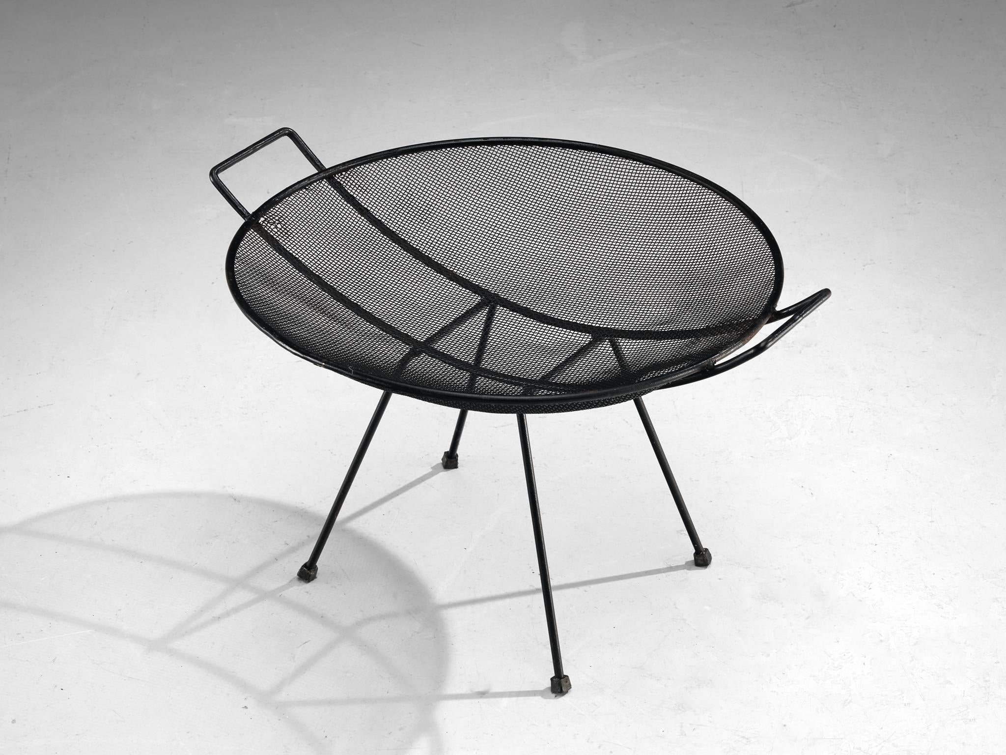Sol Bloom Patio 'Scoop' Chair with Table in Black Steel Mesh seating Morentz